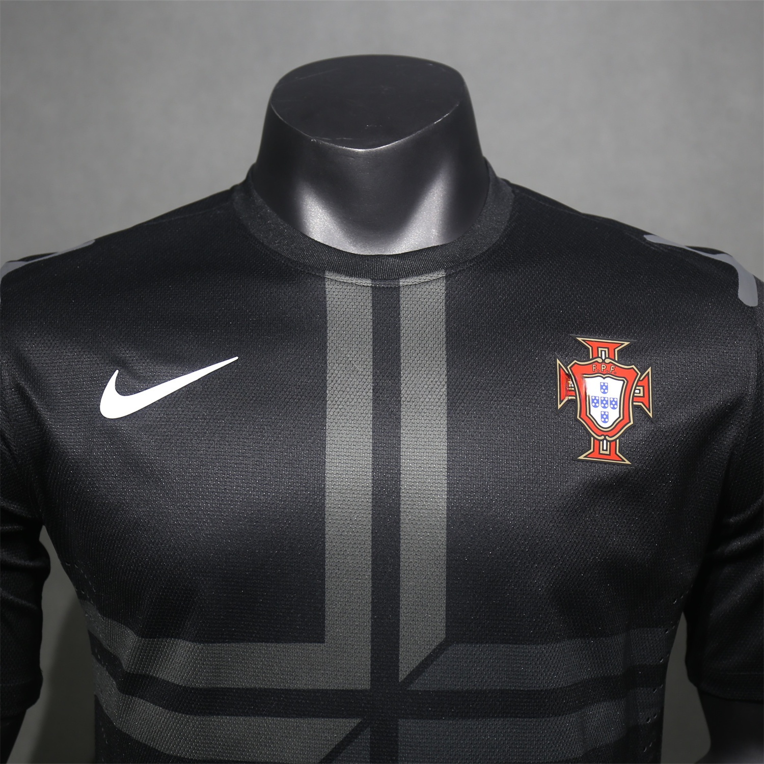 Retro Portugal 2013 Away Long Sleeves Jersey - Player Version - Unitedfutballjersey