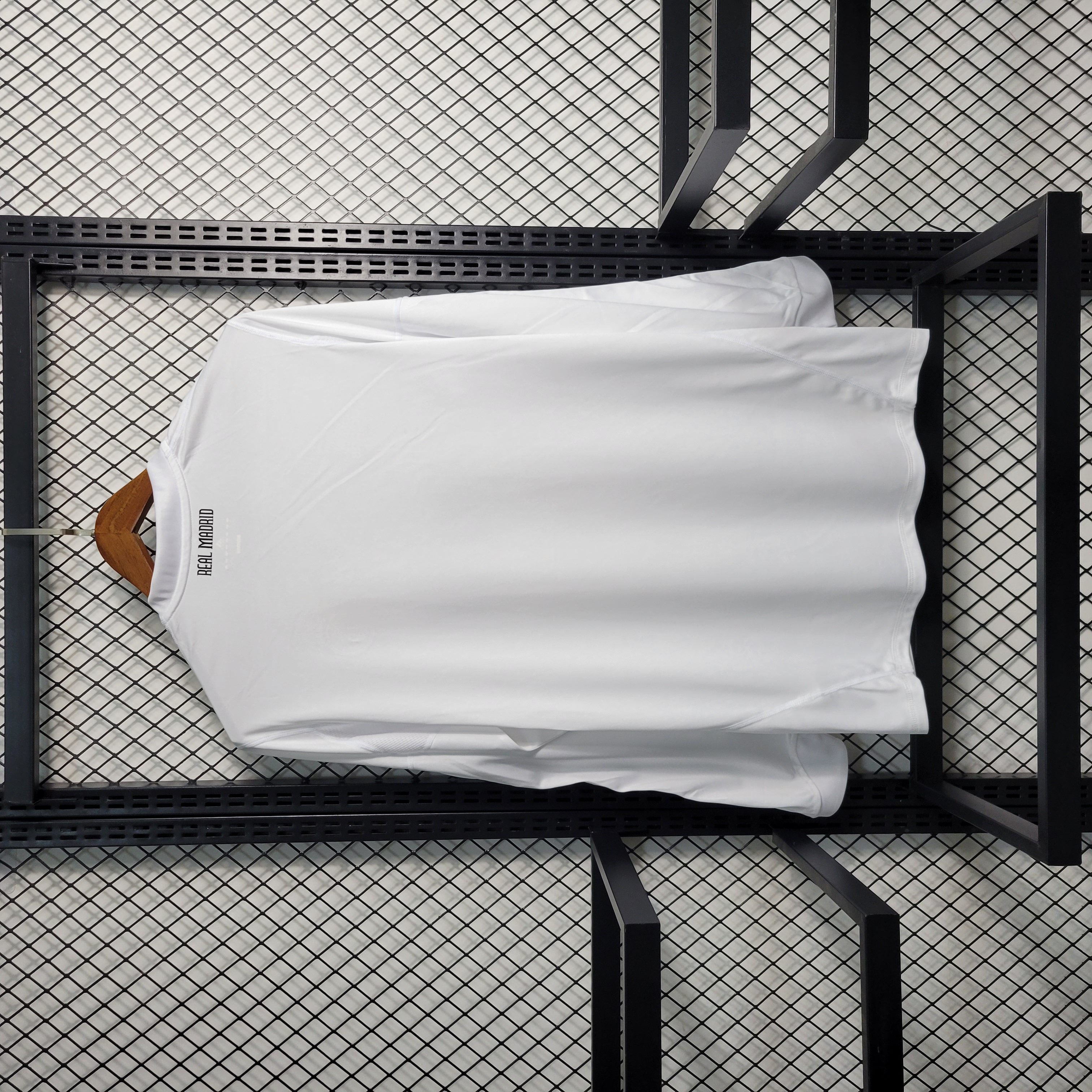 Retro Real Madrid 10-11 Home Stadium Long Sleeve Jersey - Unitedfutballjersey