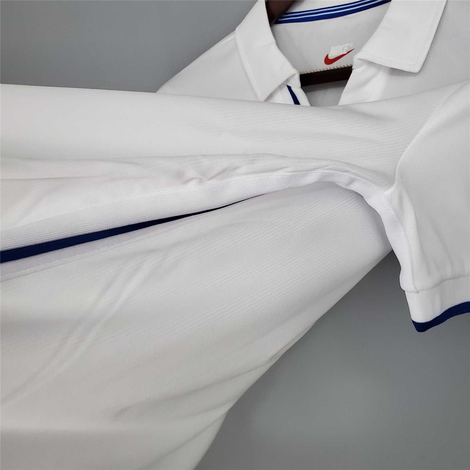 Retro Italy 1998 Away Stadium Jersey - Unitedfutballjersey