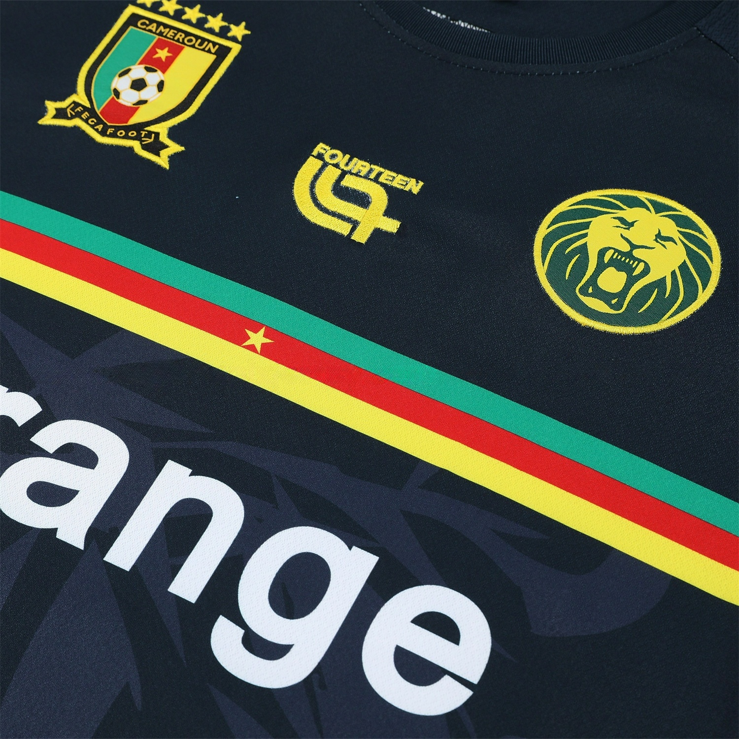 Cameroon 25-26 Short-Sleeve Training Set - Deep Blue Top and Shorts - Unitedfutballjersey