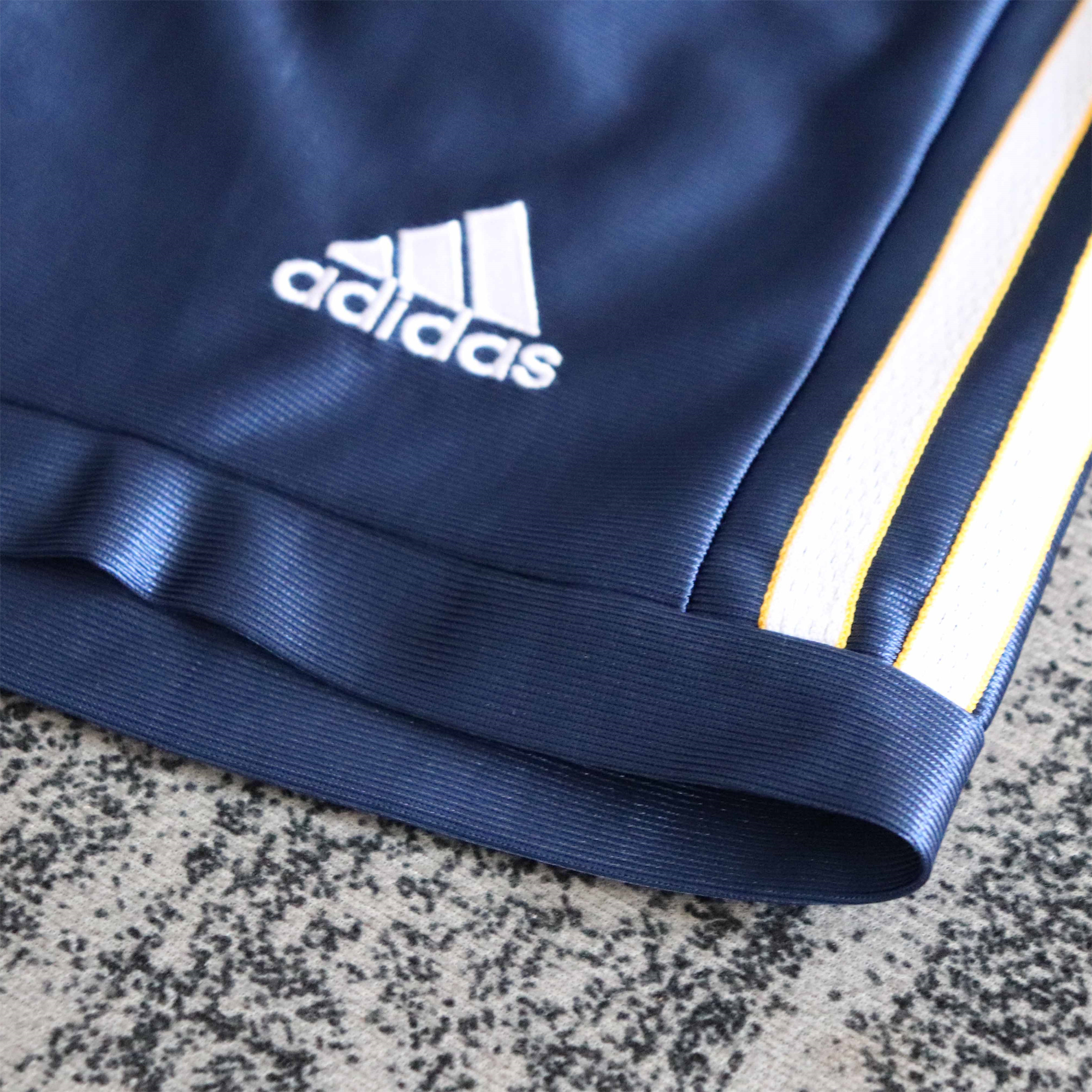 Retro Real Madrid 1998-00 Third Kids Kit - Unitedfutballjersey