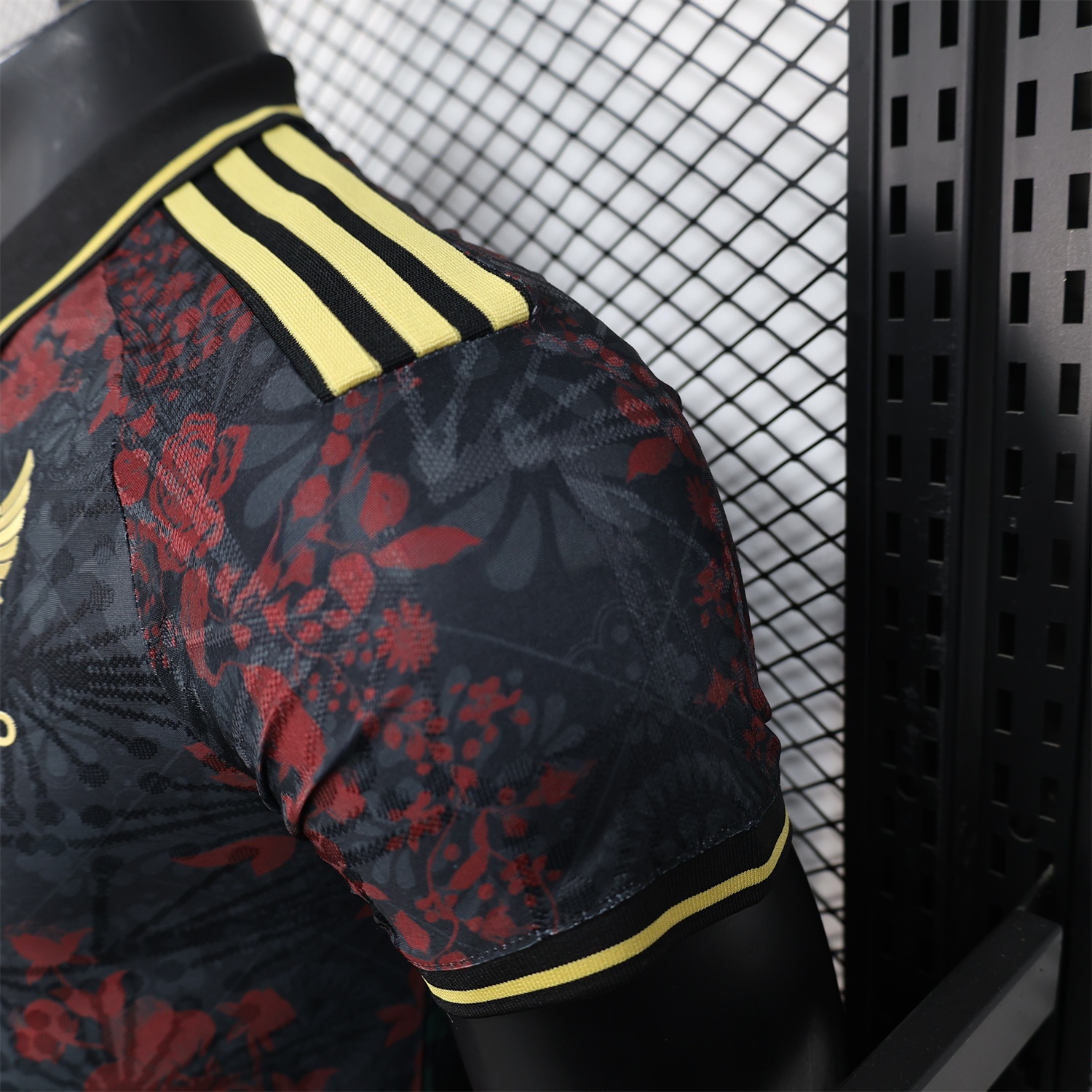 Mexico 25-26 Black Polo Jersey with Red and Green Floral Pattern - Player Version - Unitedfutballjersey