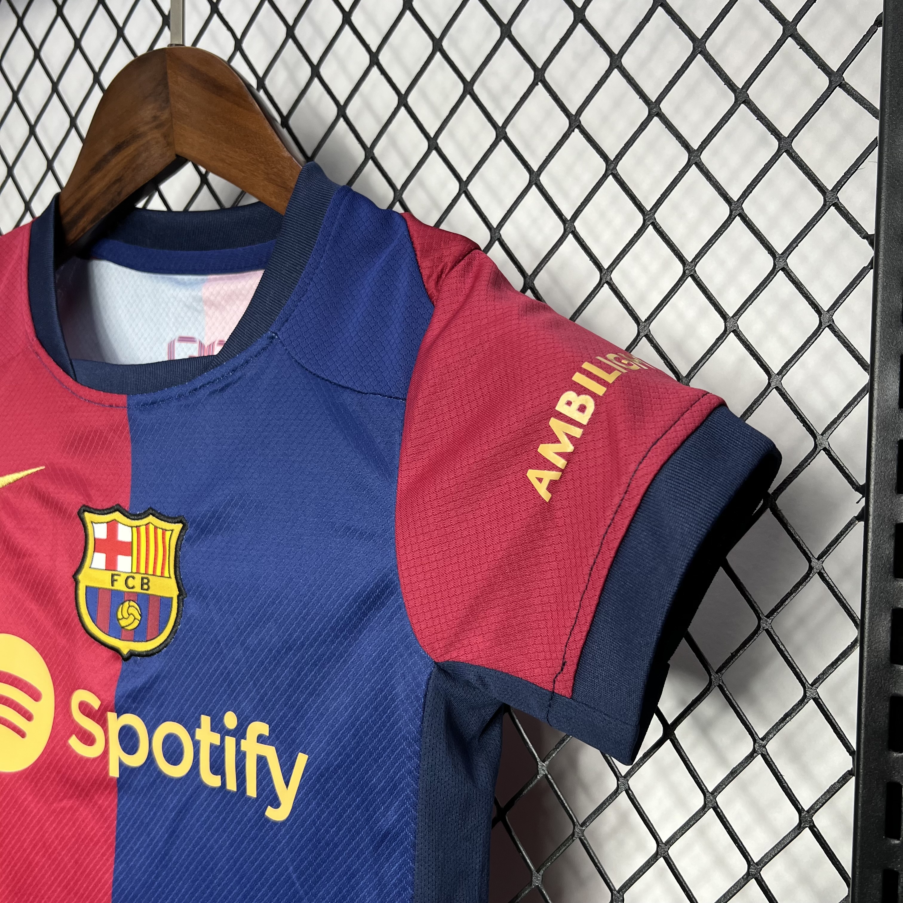 Barcelona 24-25 Home Stadium Kids Kit - Unitedfutballjersey