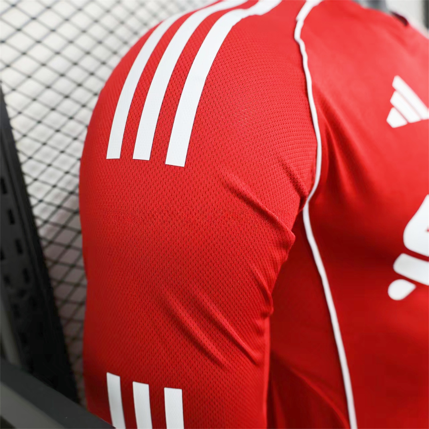 Liver.pool 25-26 Home Long Sleeves Jersey - Player Version - Unitedfutballjersey