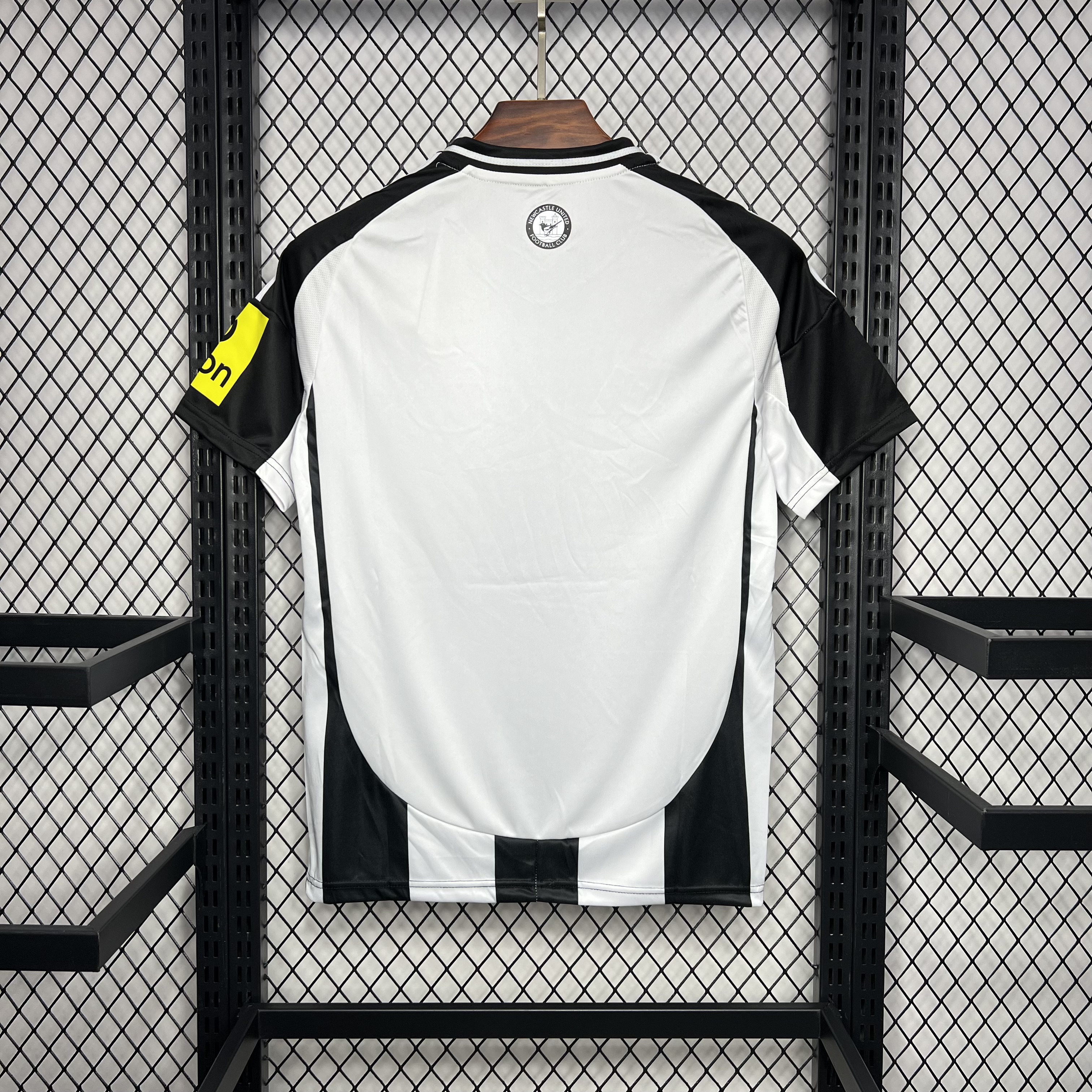 Newcastle United 24-25 Home Stadium Jersey - Fans Version - Unitedfutballjersey