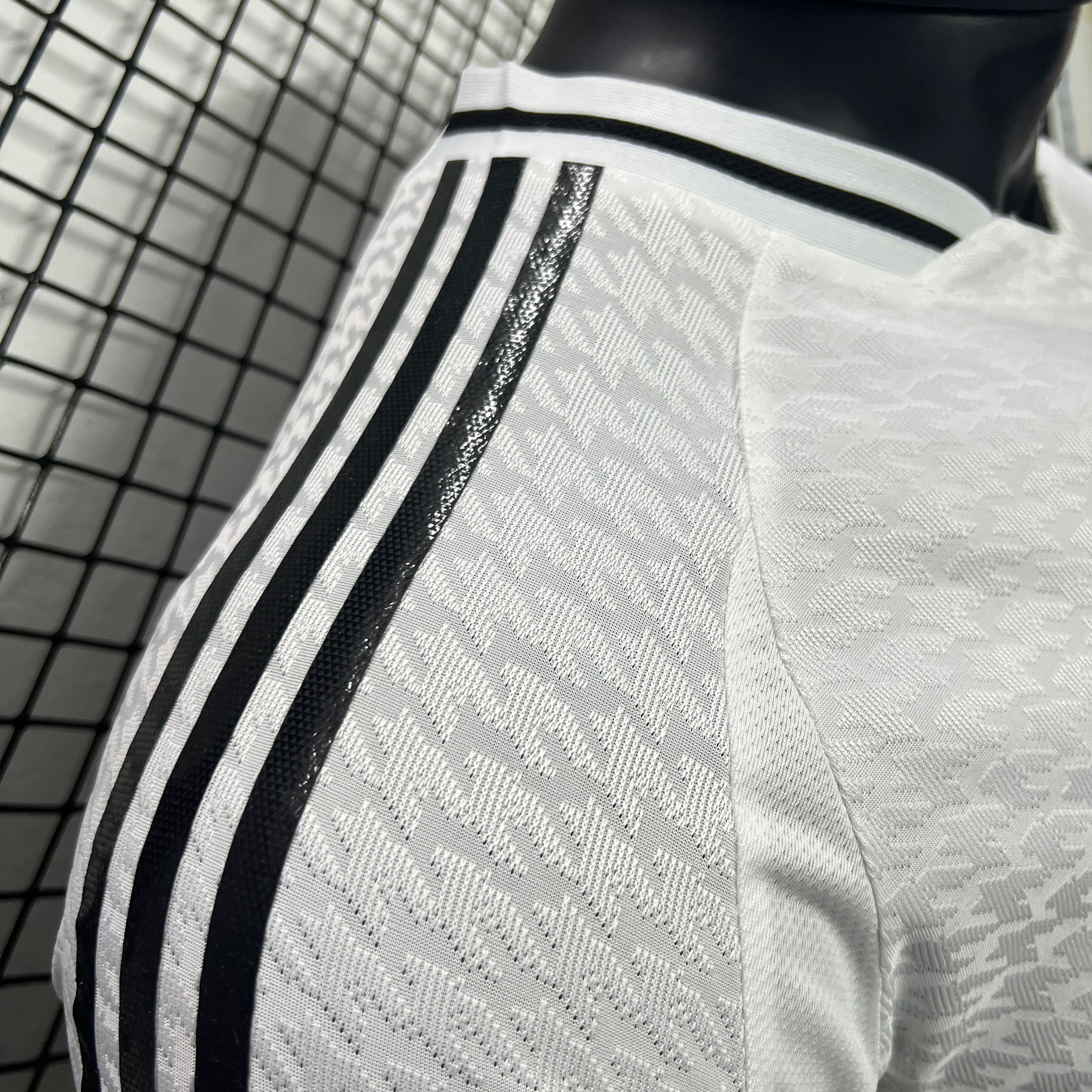 Real Madrid 24-25 Home Stadium Jersey - Player Version - Unitedfutballjersey