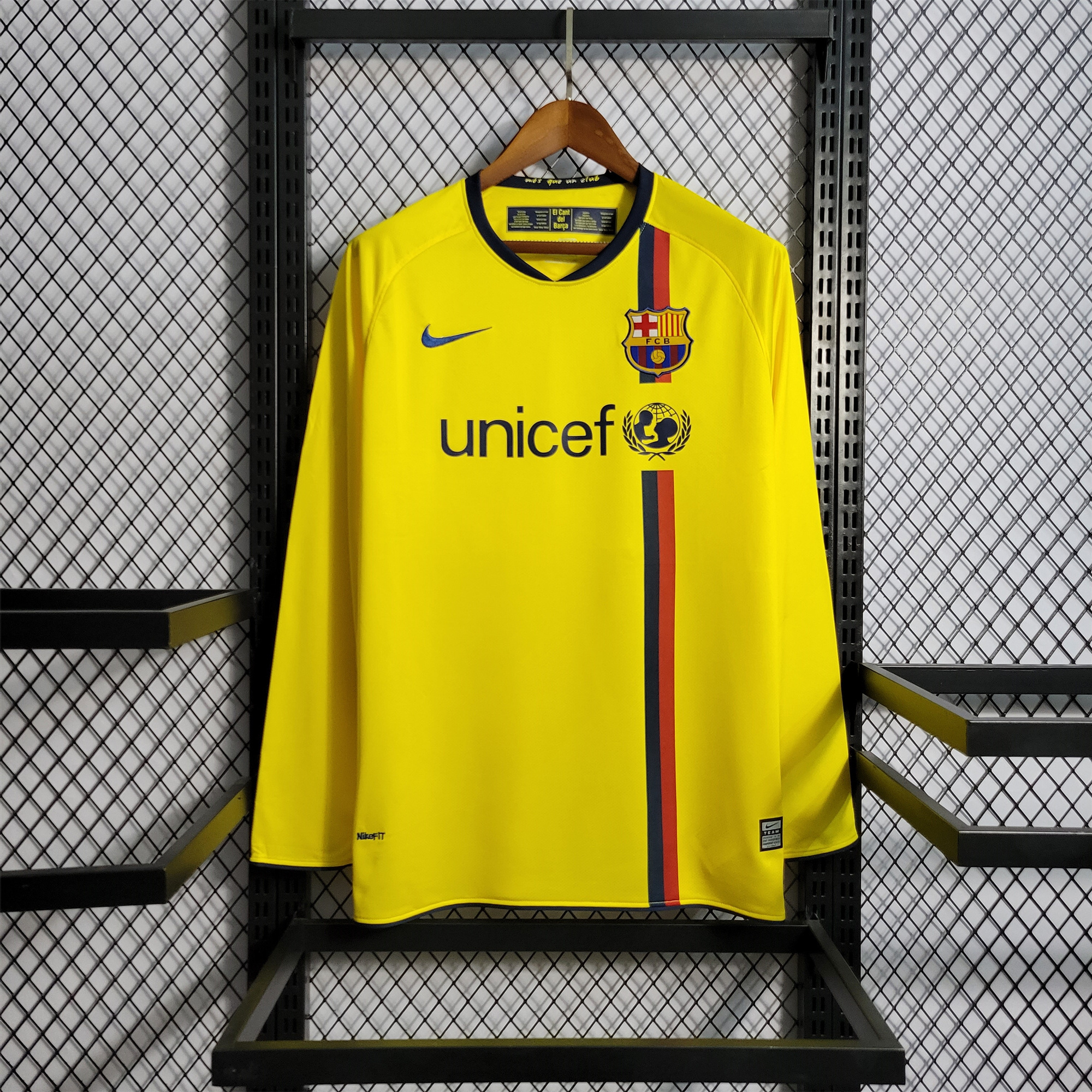 Retro Barcelona 08-09 Away Stadium Long Sleeve Jersey - Unitedfutballjersey