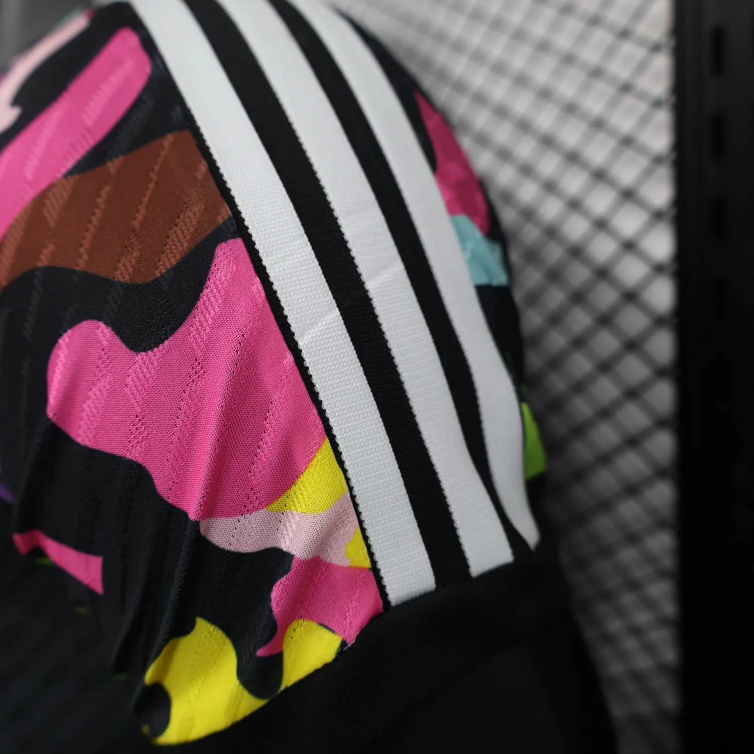 Arsenal 23-24 LOVE UNITES Pre-match Jersey - Player Version - Unitedfutballjersey