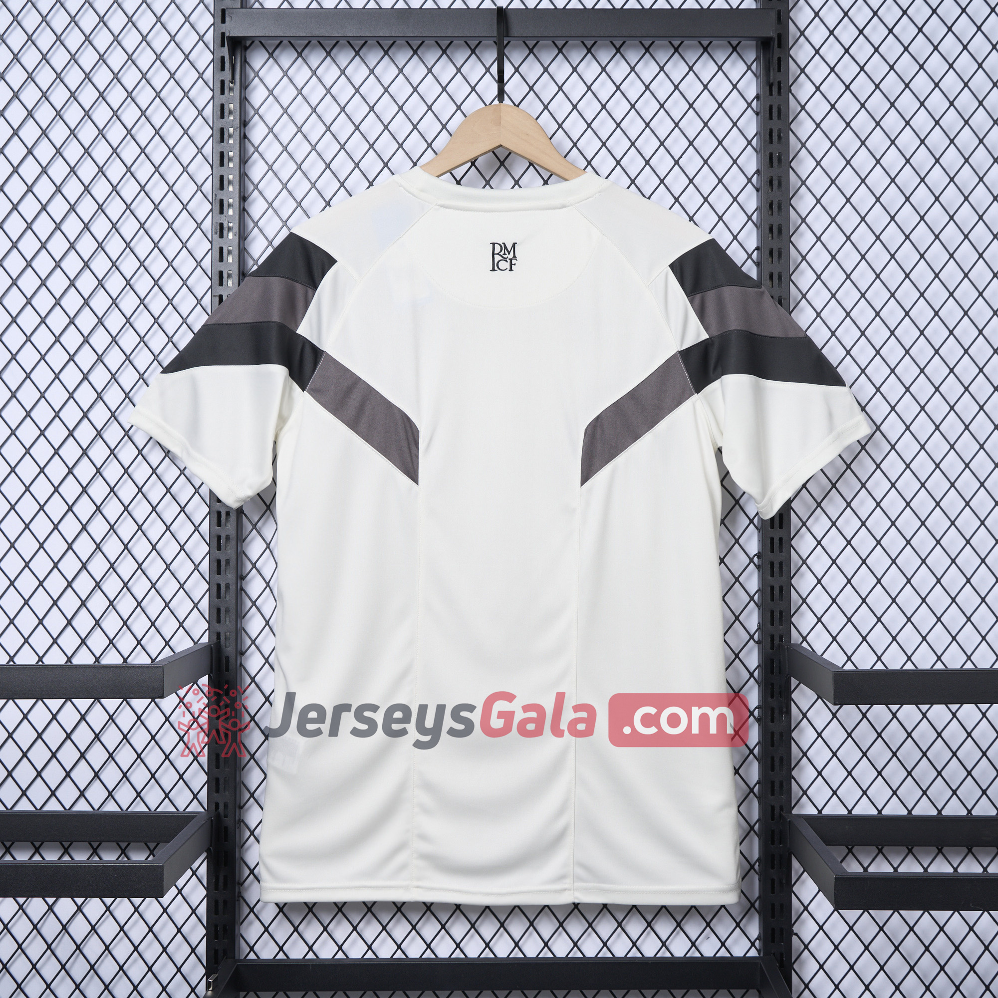 Real Madrid 24-25 Throwback Originals T-Shirt - White - Unitedfutballjersey