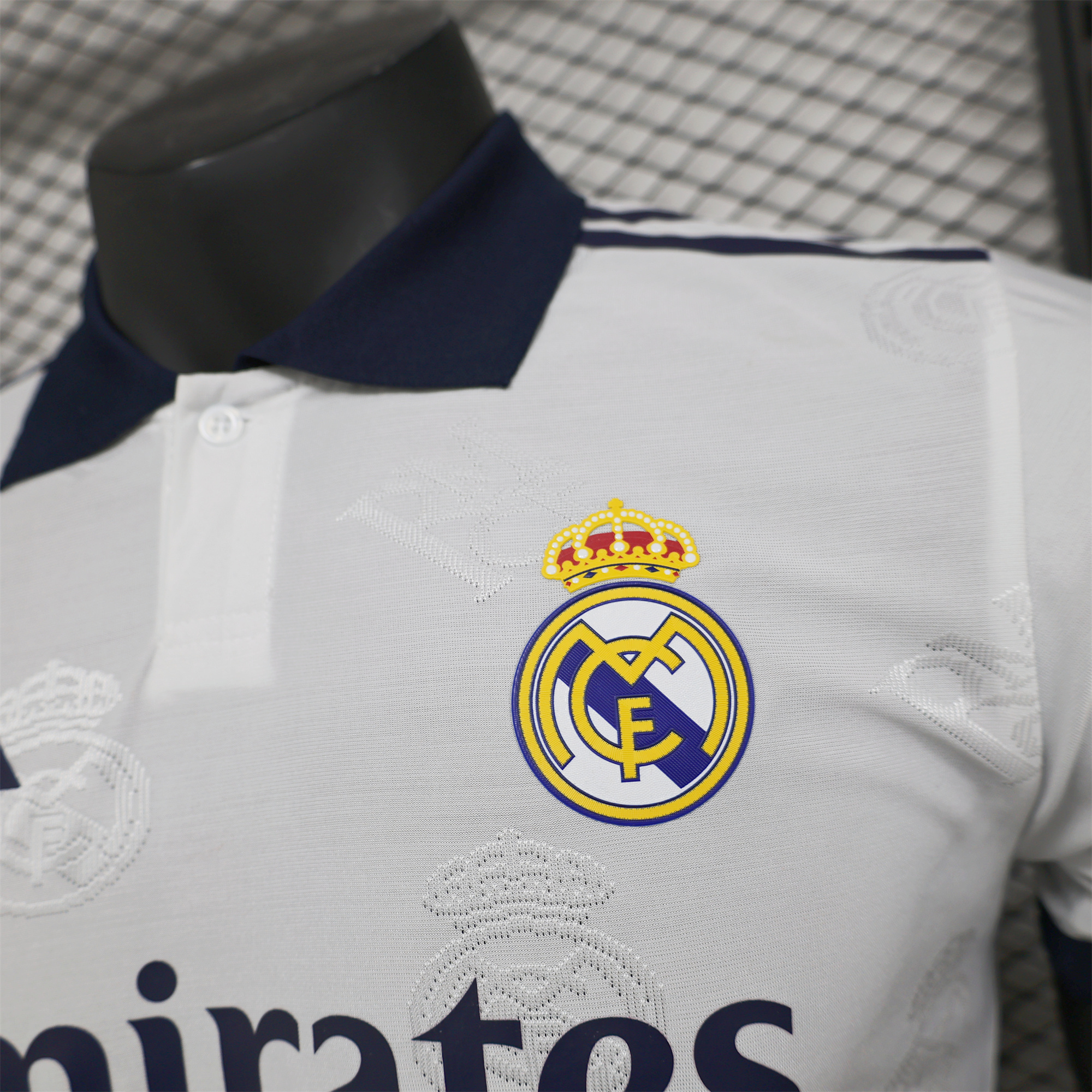 Real Madrid 24-25 White LOGO Special Edition Jersey - Player Version - Unitedfutballjersey