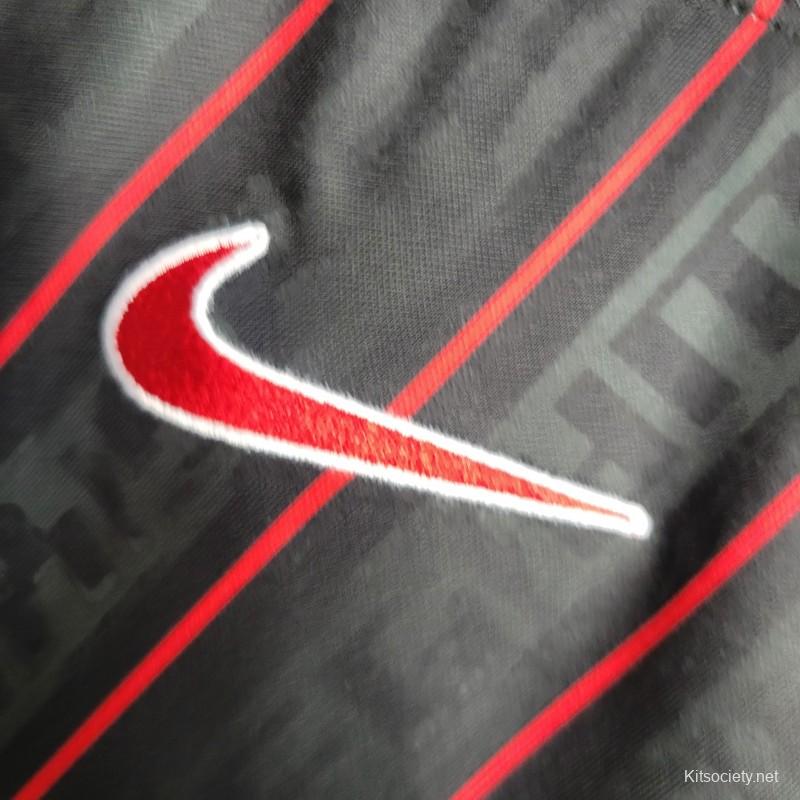 23-24 Liverpool x LeBron James Black Jersey - Fans Version - Unitedfutballjersey