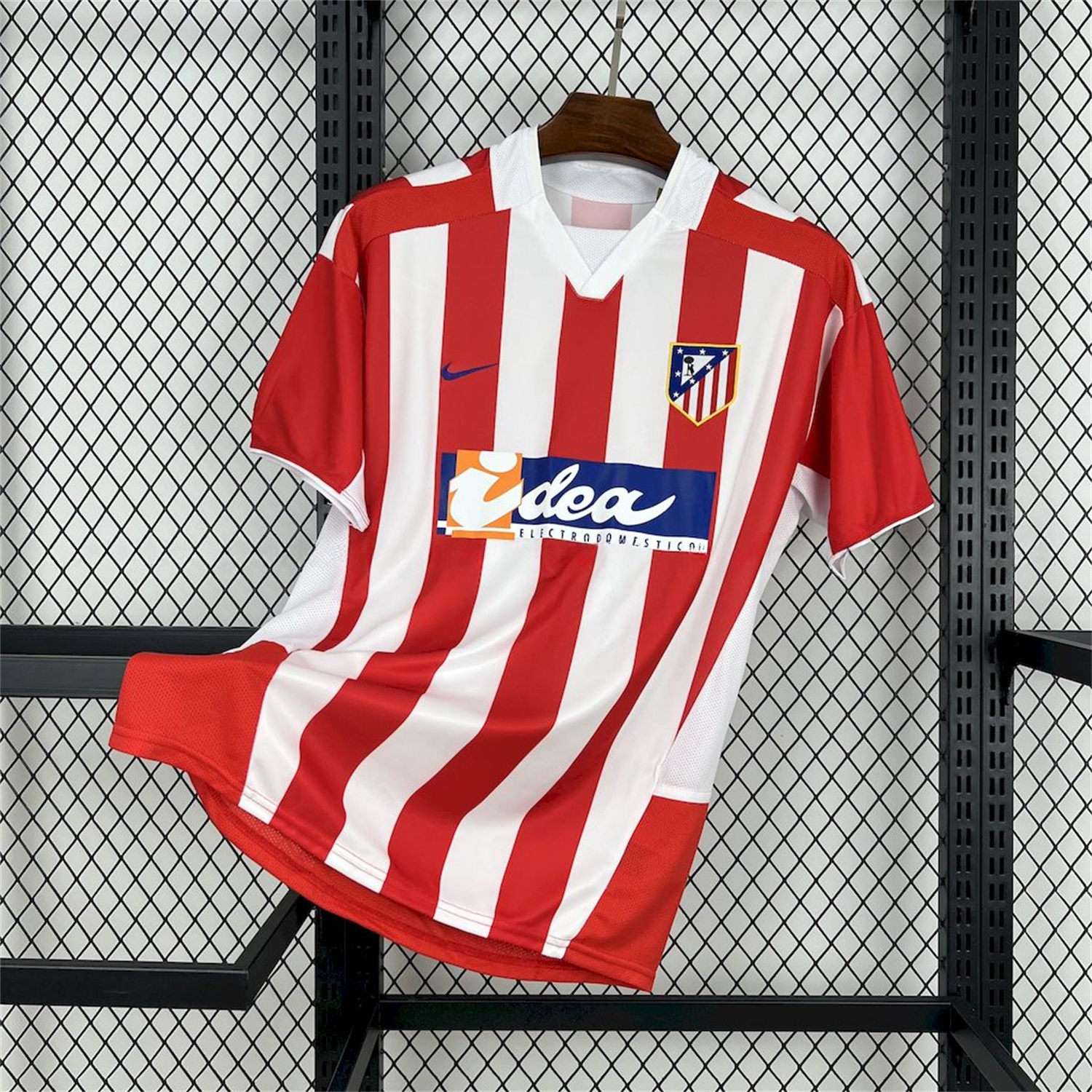 Retro Atletico Madrid 2002-03 Home Jersey - Unitedfutballjersey