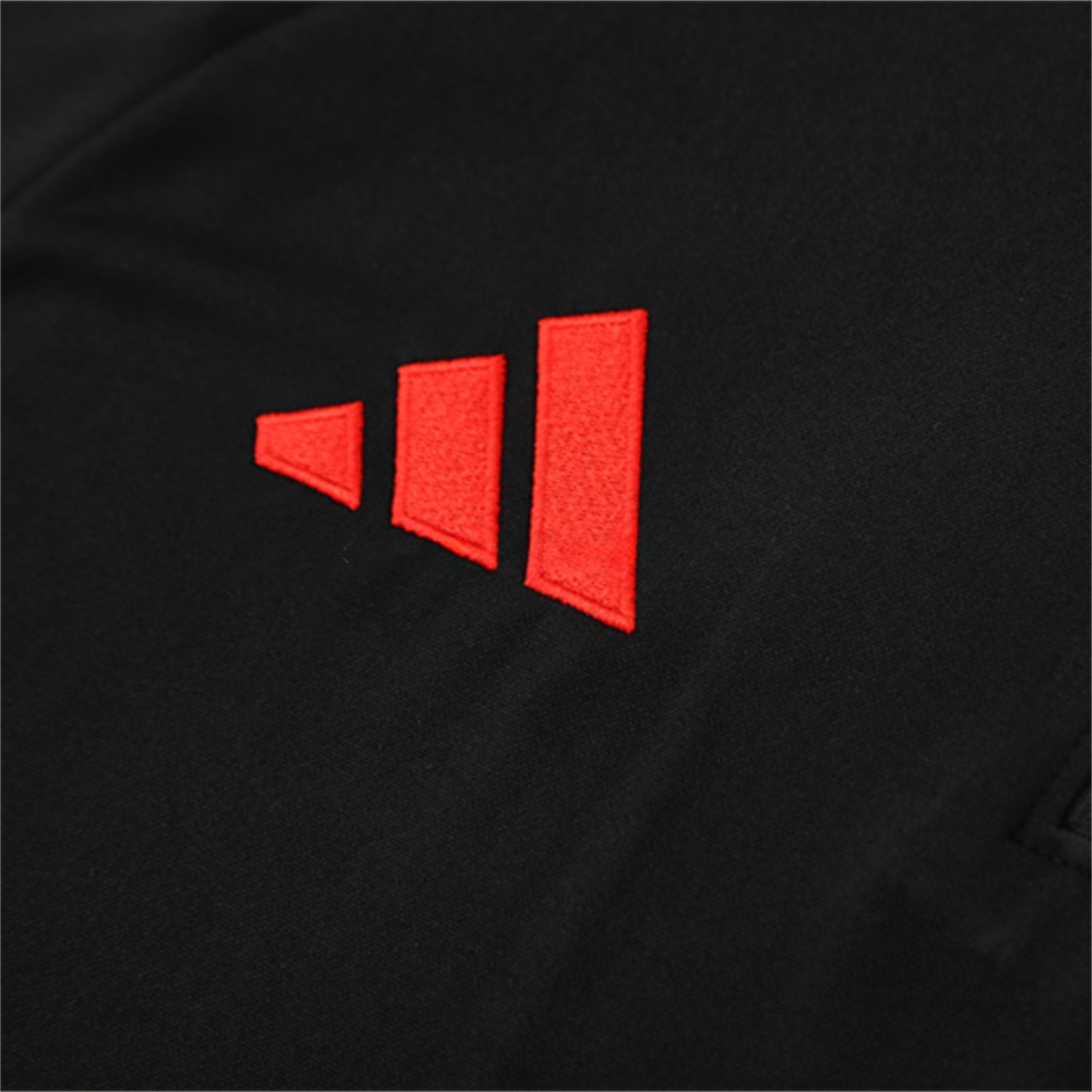 Bayern Munich 25-26 Kid Long Sleeves Training Set - Black Top & Black Pants - Unitedfutballjersey