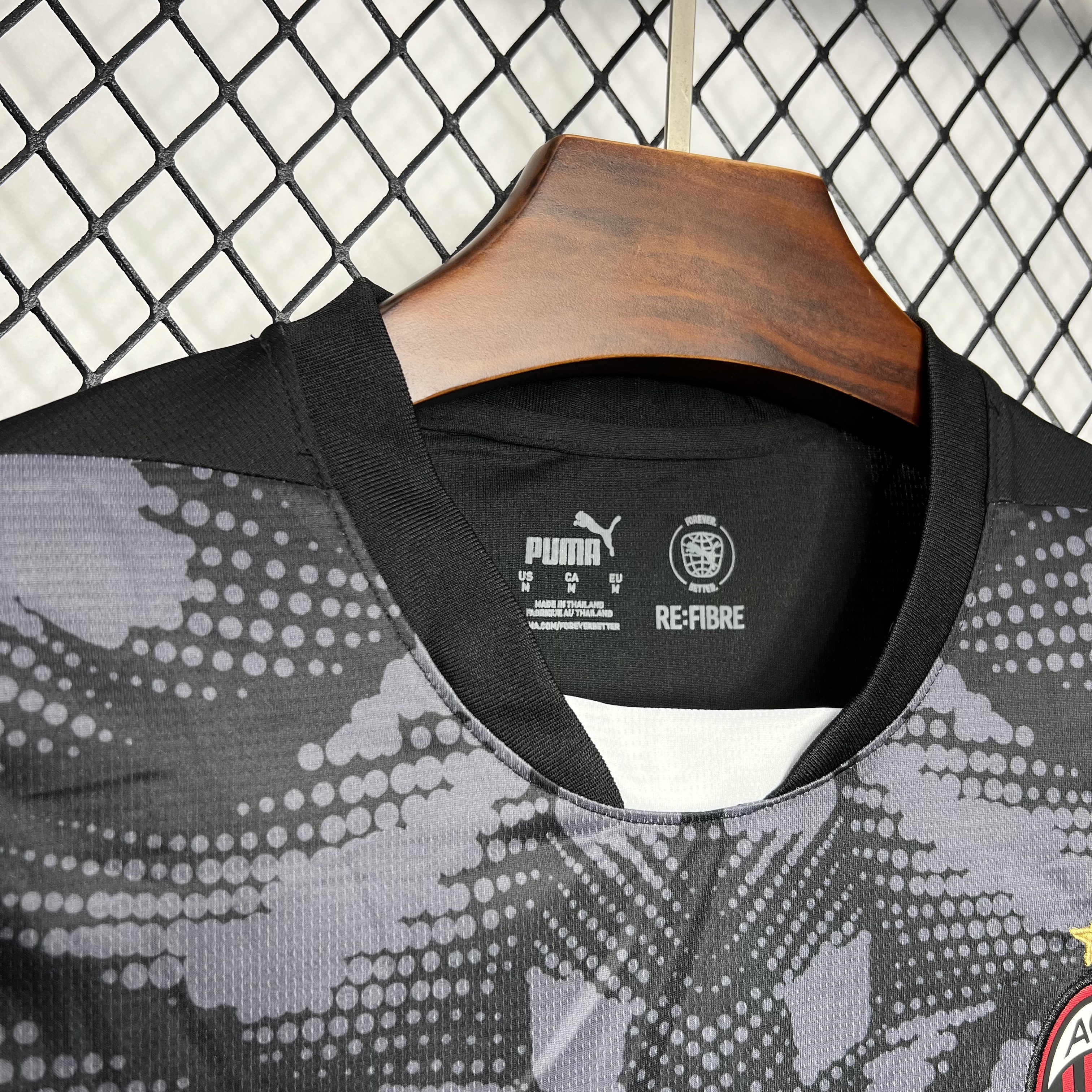 AC Milan 24-25 Black Goalkeeper Jersey - Fans Version - Unitedfutballjersey