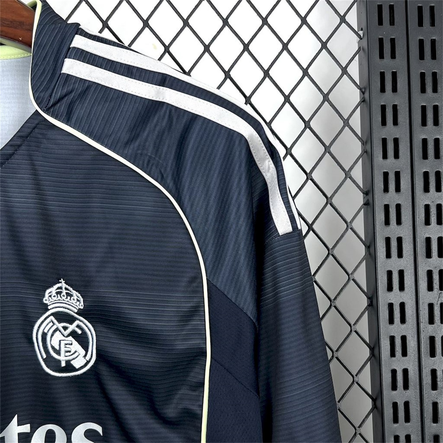 Real Madrid 25-26 Away Long Sleeves Jersey - Fans Version - Unitedfutballjersey