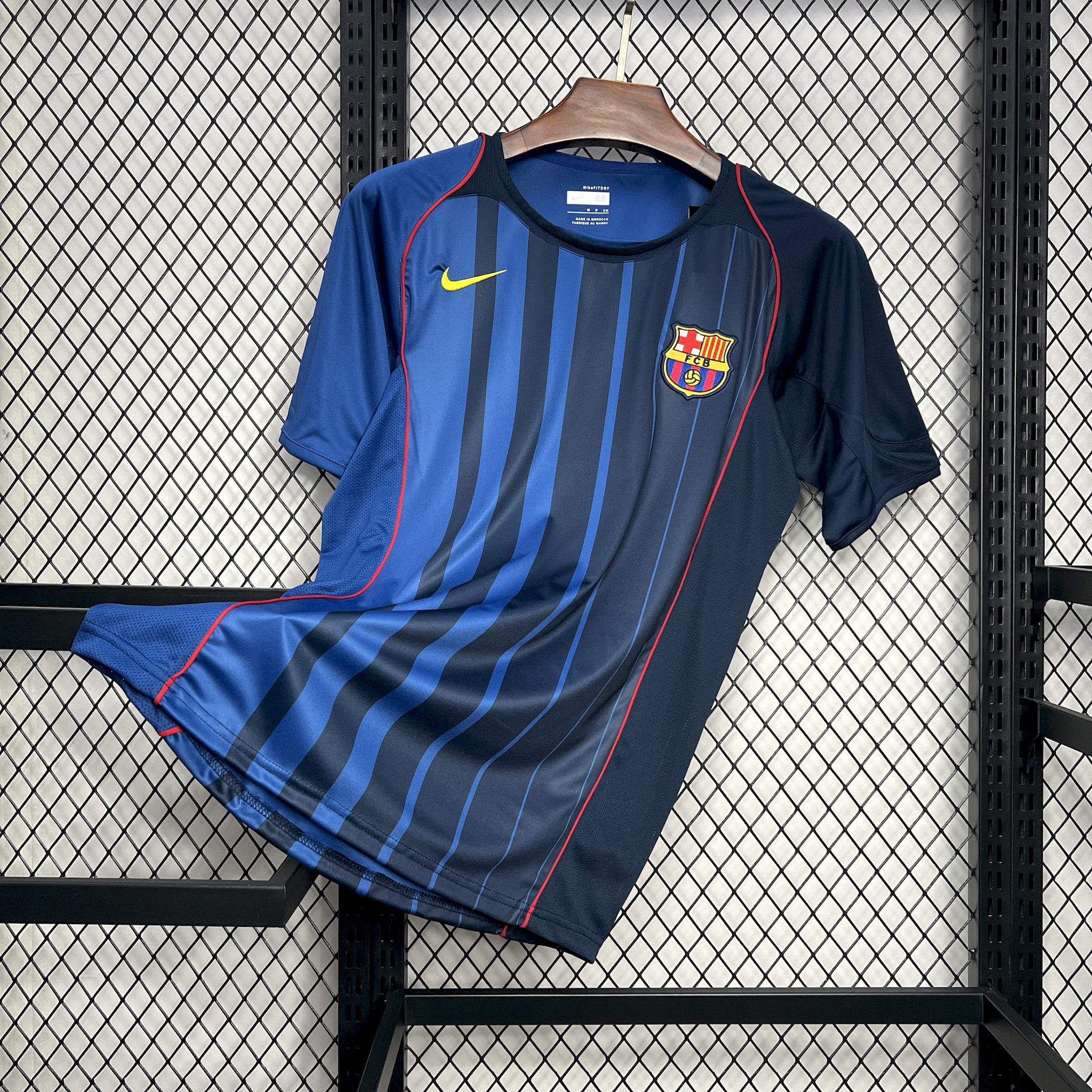 Retro Barcelona 04-05 Away Jersey - Unitedfutballjersey