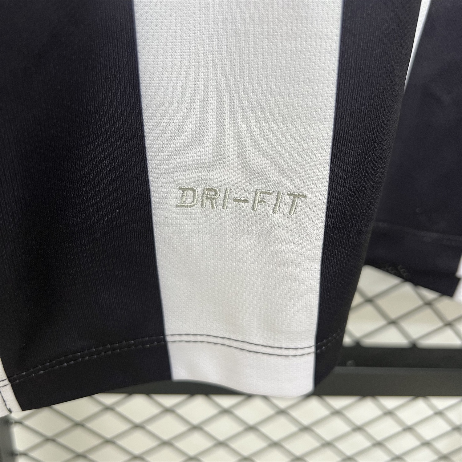 Retro Juventus 2014-15 Home Long Sleeves Jersey - Unitedfutballjersey