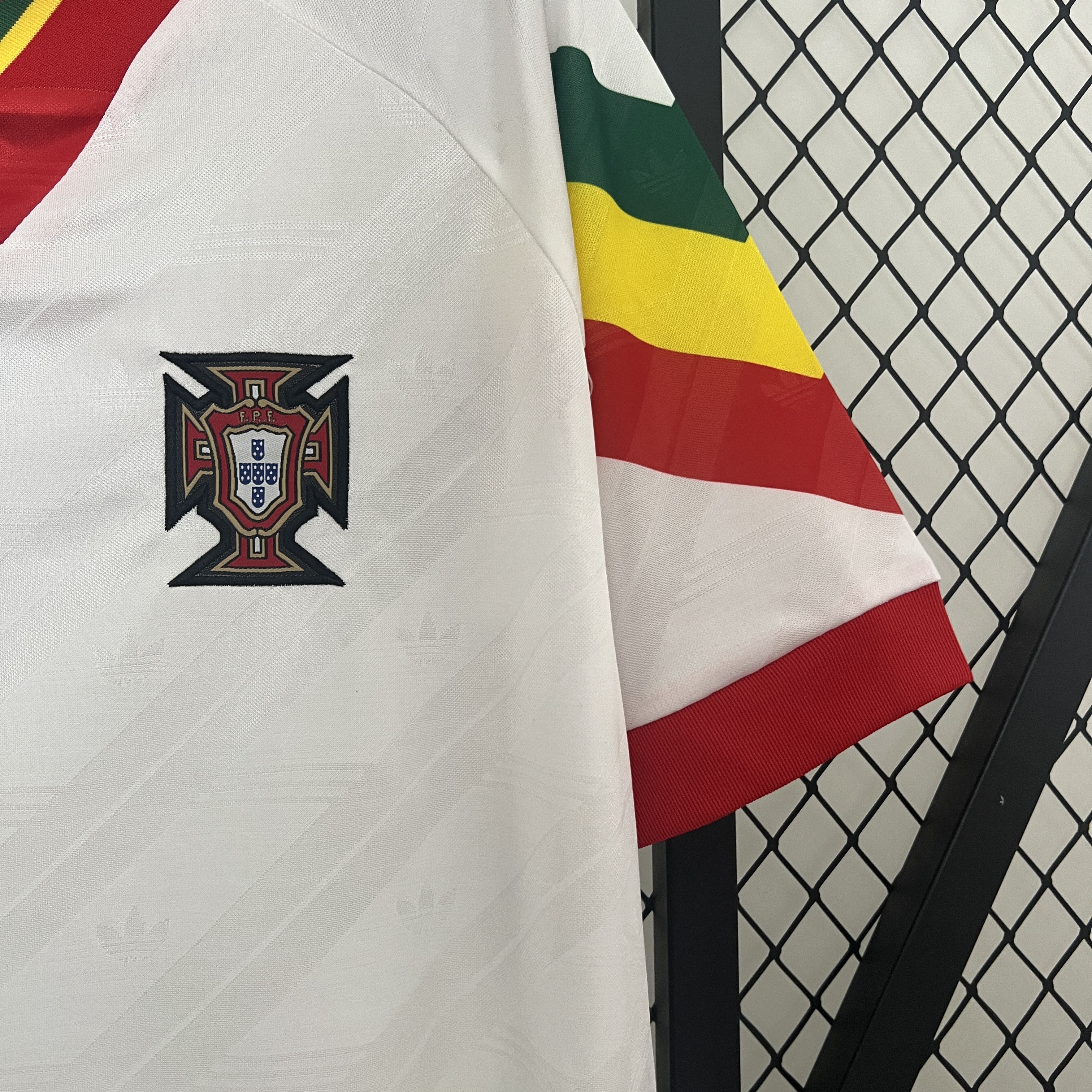 Retro Portugal 1992 Away Jersey - Unitedfutballjersey