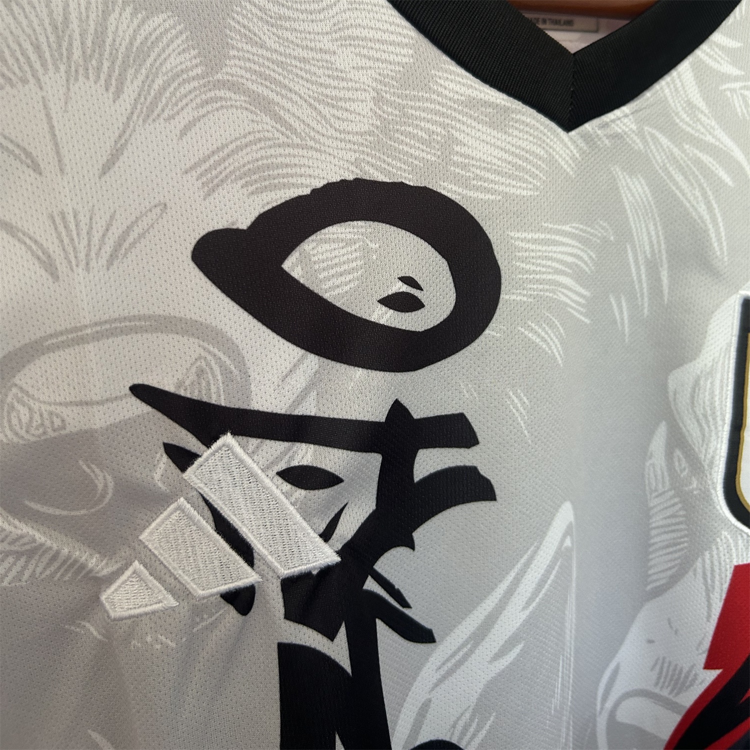 Japan 25-26 Black Wolf Fur White Special Jersey - Fans Version - Unitedfutballjersey