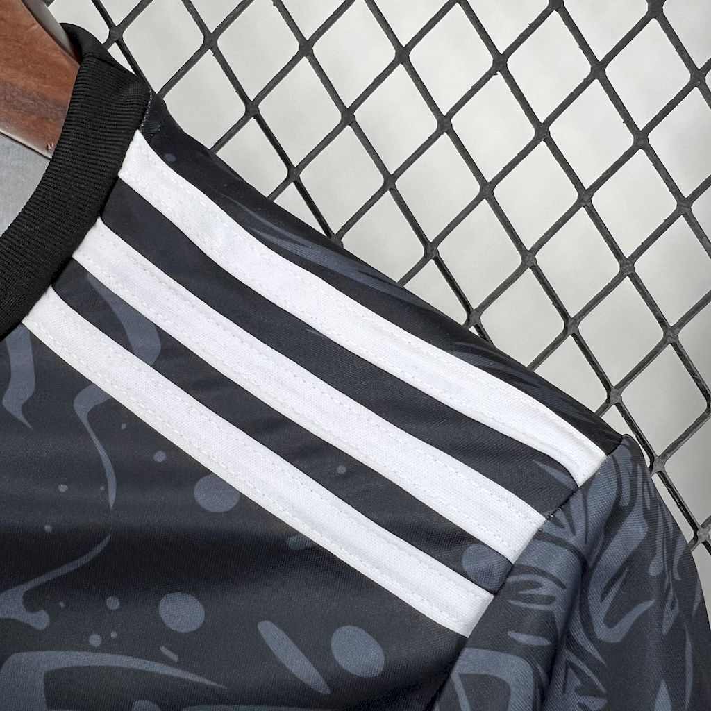 Real Madrid 24-25 Dragons Pattern Black Special Edition Jersey - Unitedfutballjersey