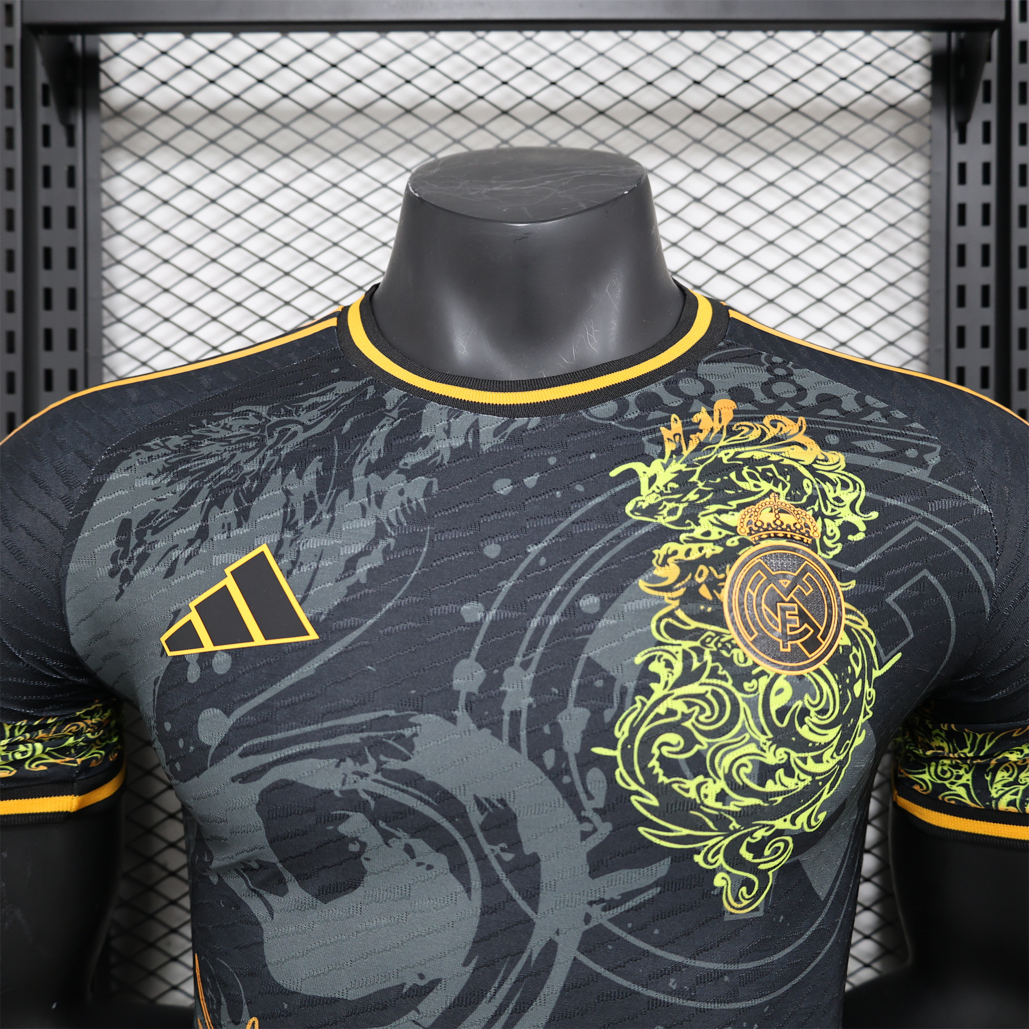 Real Madrid 24-25 Yellow Loong Black Special Edition Jersey - Player Version - Unitedfutballjersey