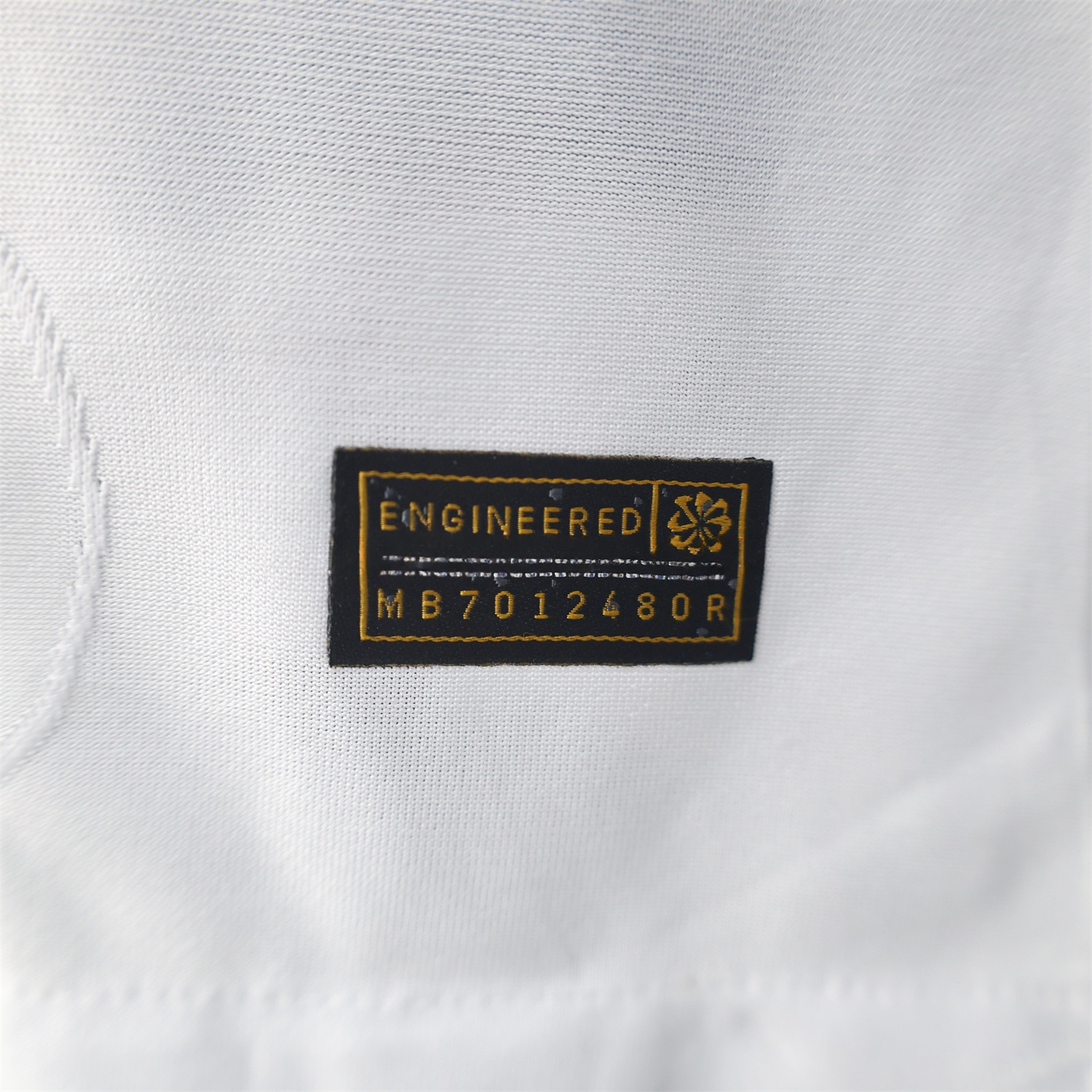 Paris Saint-Germain PSG 25-26 White Jersey with Team Logo Decoration and Gradient Advertising - Player Version - Unitedfutballjersey