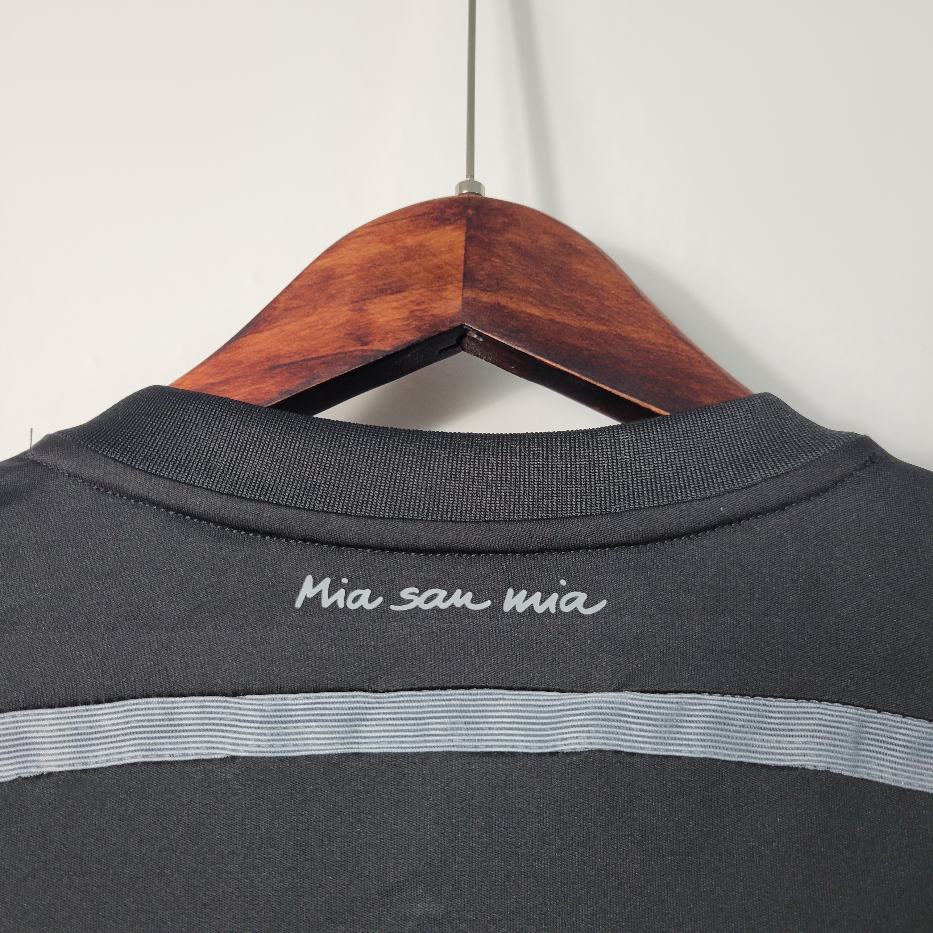 Retro Bayern Munich 14-15 Third Jersey - Unitedfutballjersey