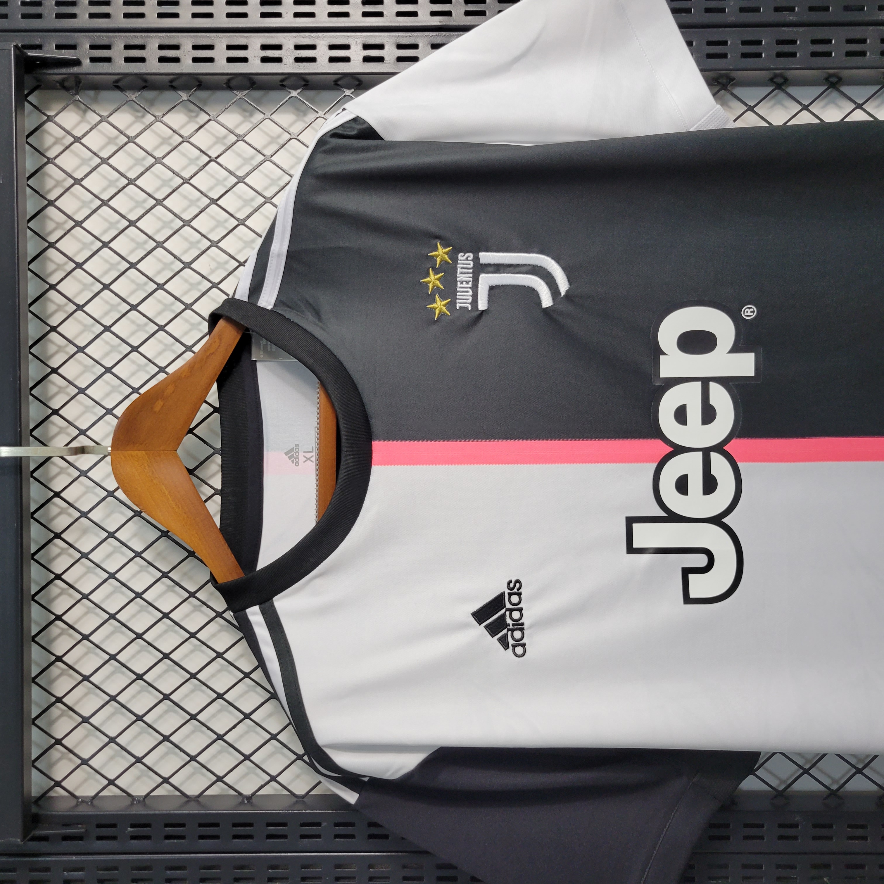 Retro Juventus 2019-20 Home Stadium Jersey - Unitedfutballjersey