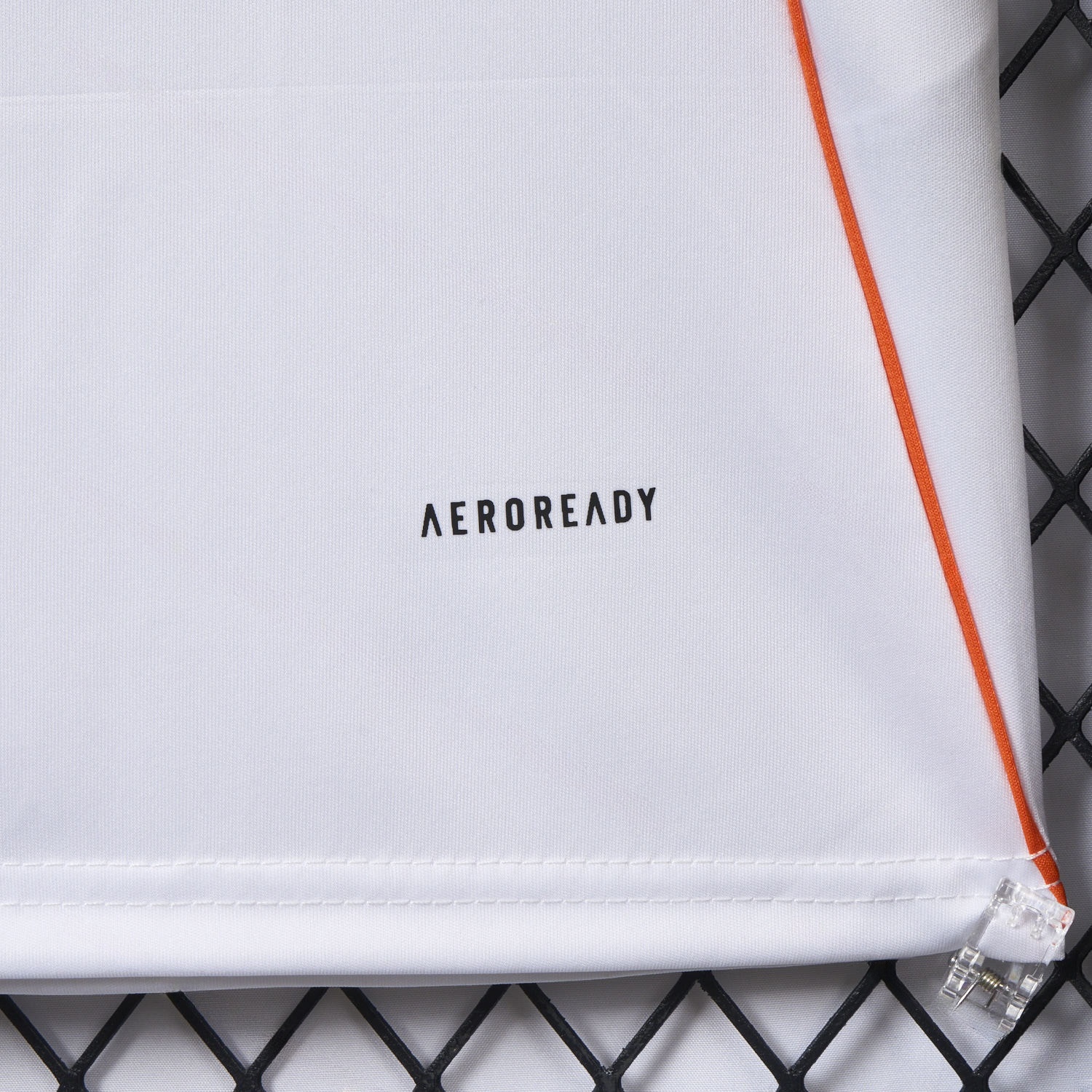 Frankfurt 25-26 Away Jersey - Fans Version - Unitedfutballjersey