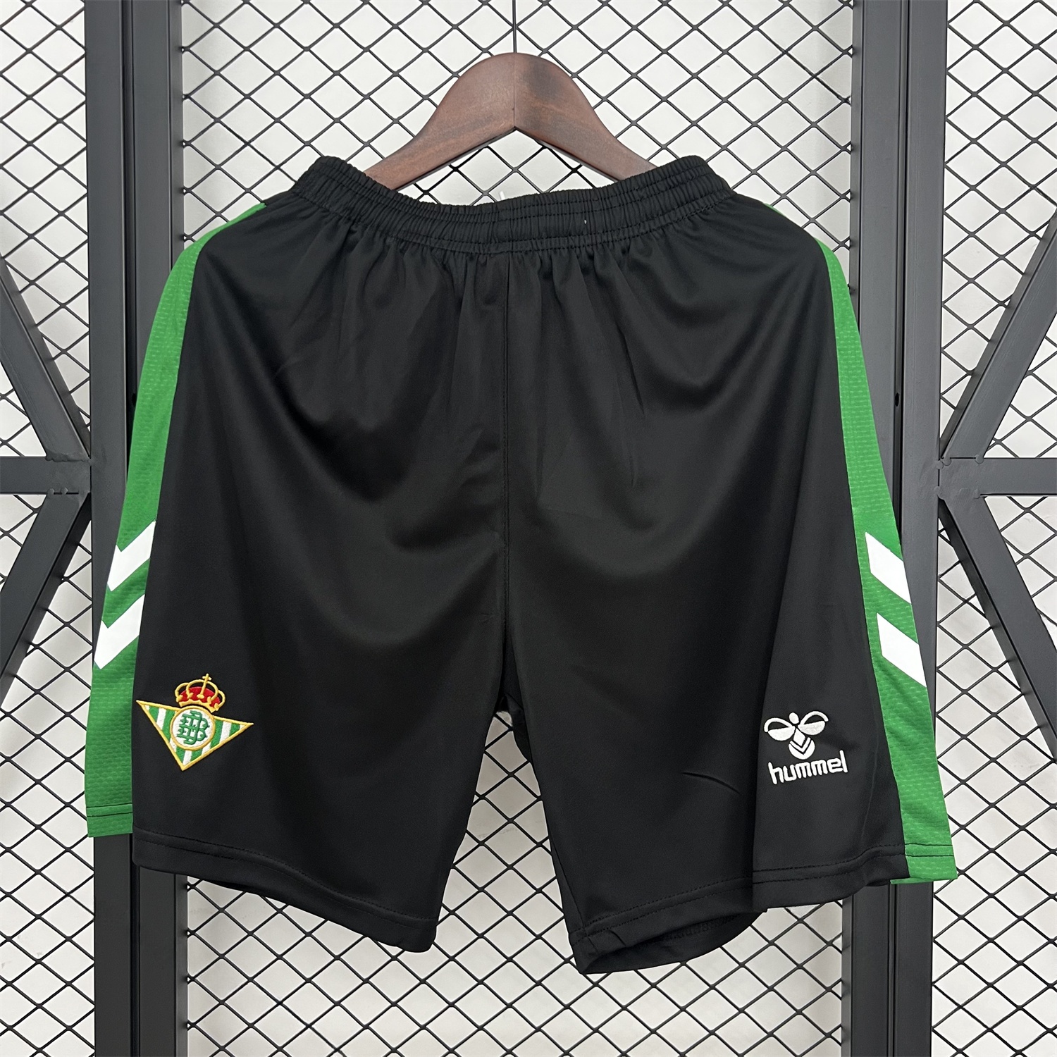 Real Betis 25-26 Home Shorts - Fans Version - Unitedfutballjersey