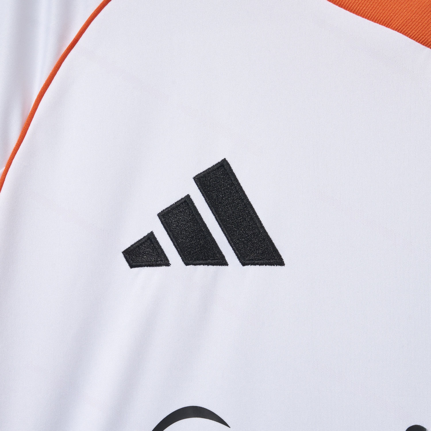 Frankfurt 25-26 Away Jersey - Fans Version - Unitedfutballjersey