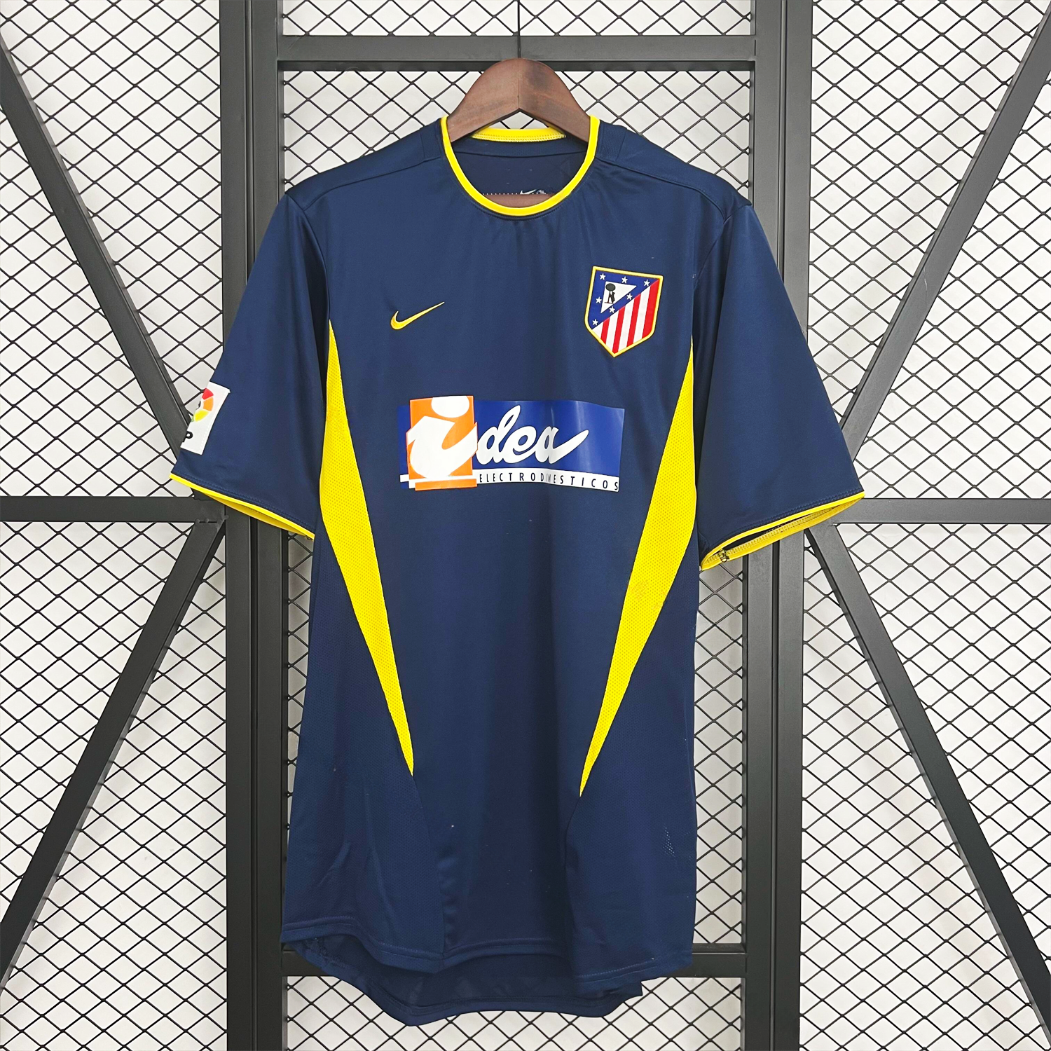 Retro Atletico Madrid 2002-03 Away Jersey - Unitedfutballjersey