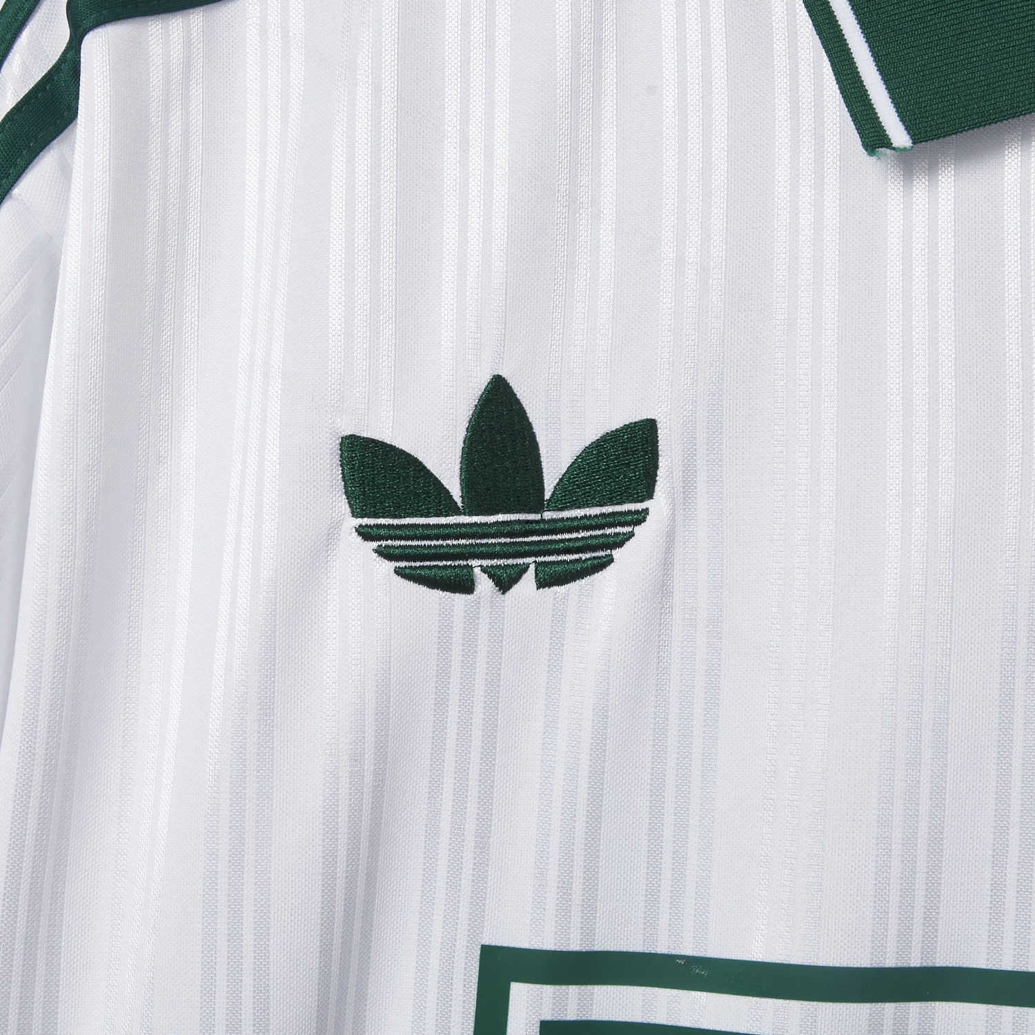 Bohemian 25-26 Oasis Originals Tour Light White Jersey With Number 25 - Fans Version - Unitedfutballjersey