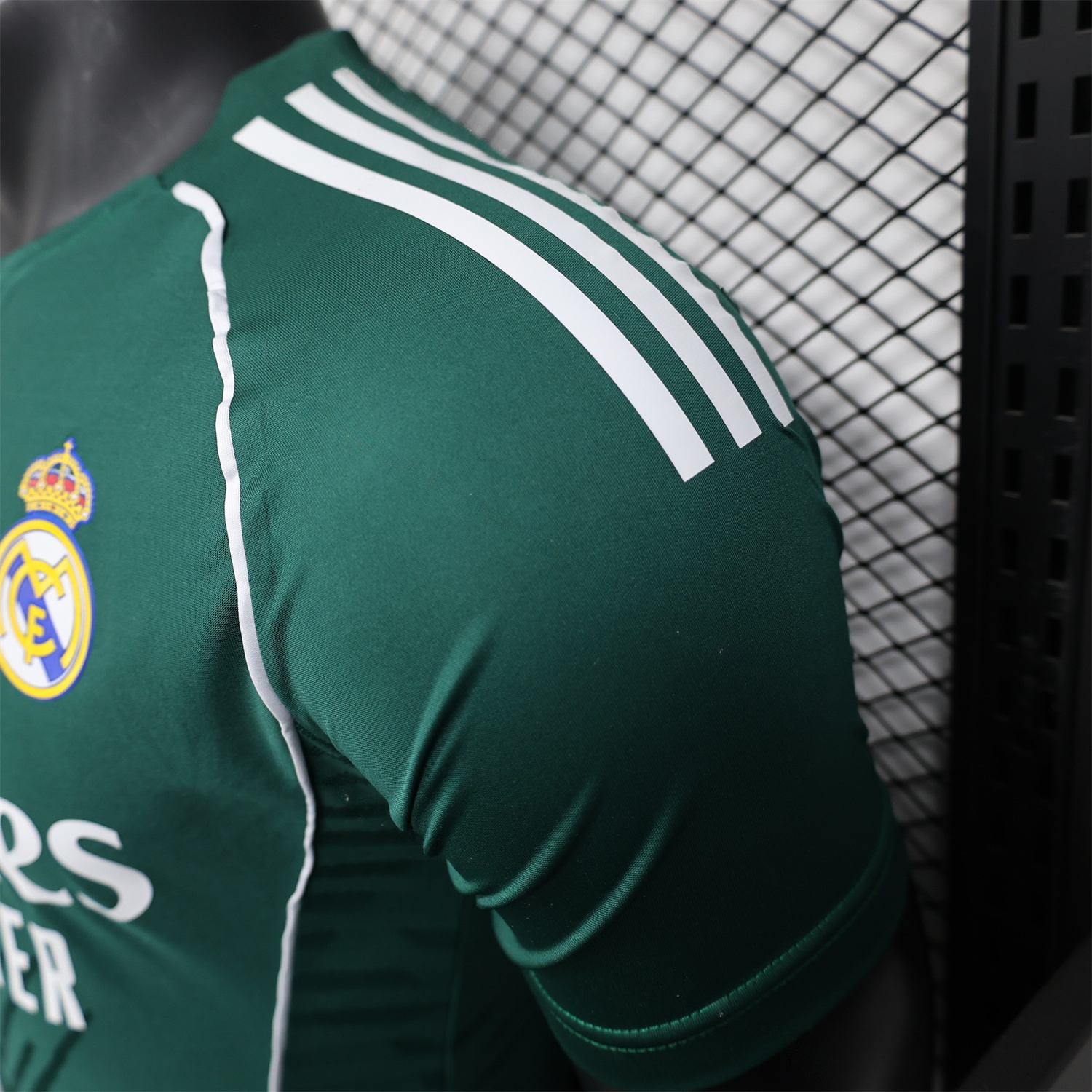 Real Madrid 25-26 Green With White Lines Special Jersey - Player Version - Unitedfutballjersey