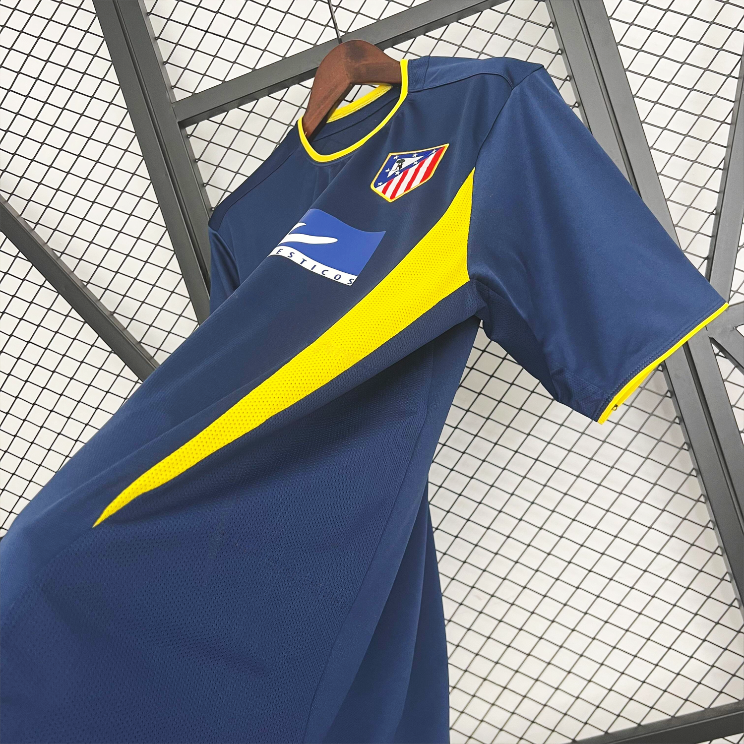 Retro Atletico Madrid 2002-03 Away Jersey - Unitedfutballjersey