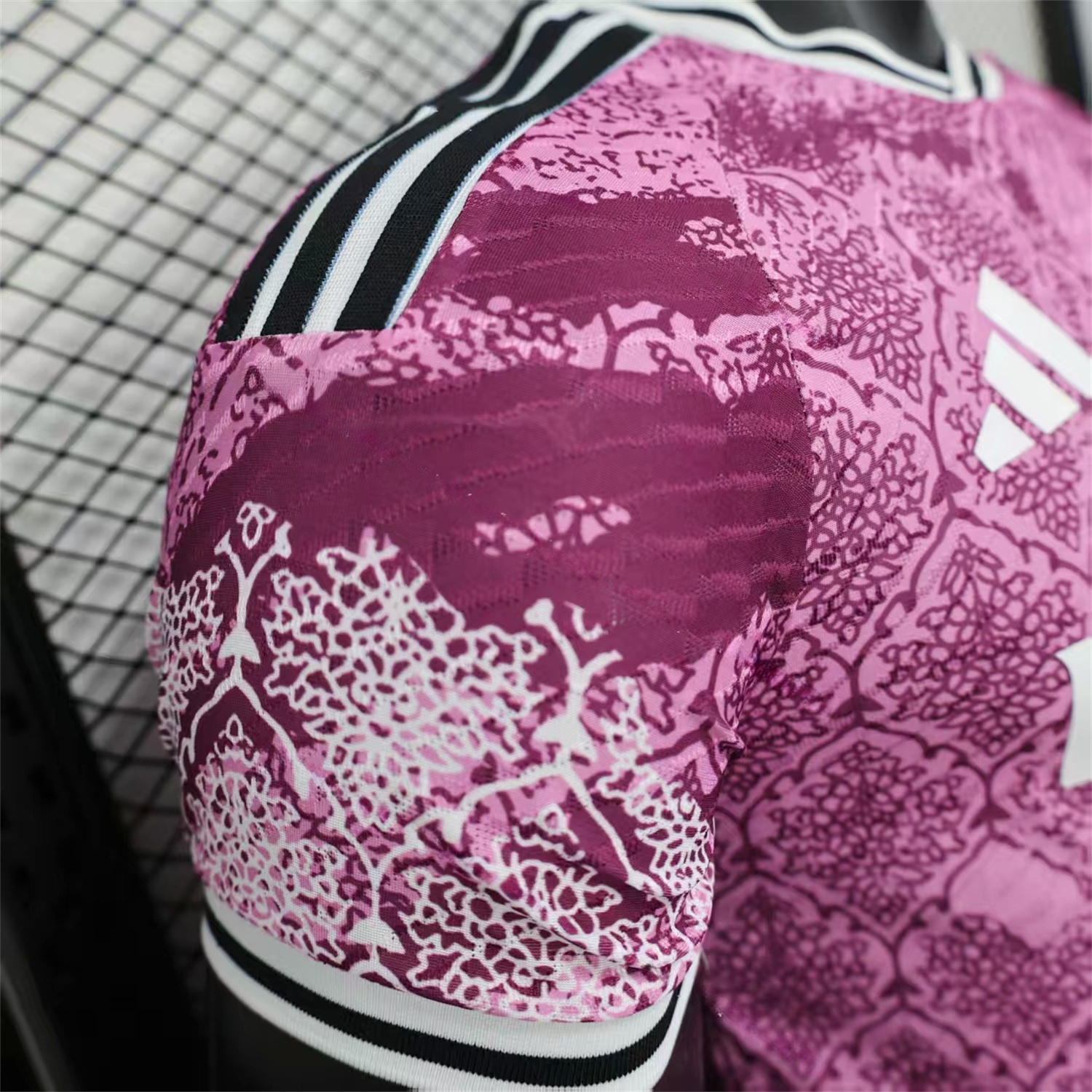 Real Madrid 25-26 Pink With Purple Texture Special Jersey - Player Version - Unitedfutballjersey