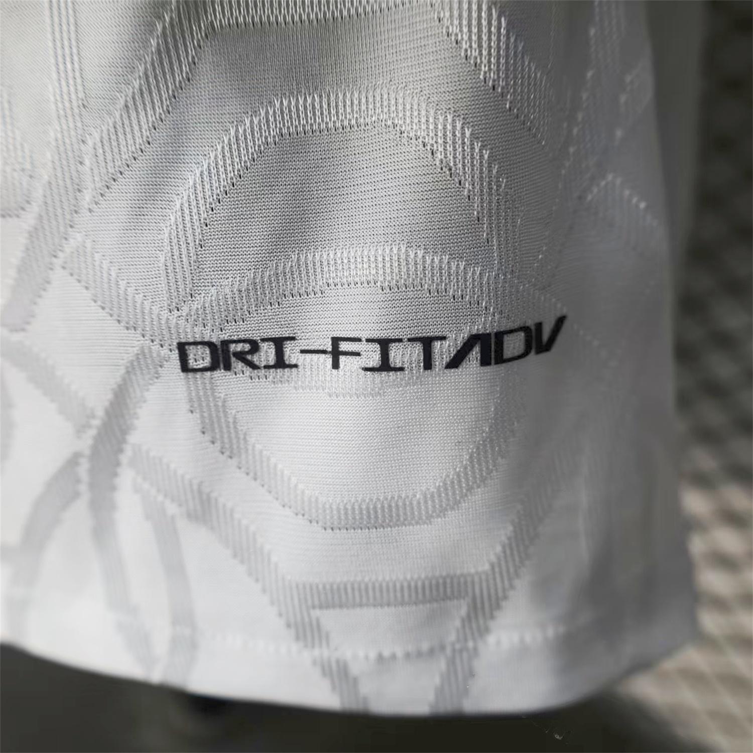 Paris Saint-Germain PSG 25-26 White And Pink Pre-Match Training Jersey - Player Version - Unitedfutballjersey