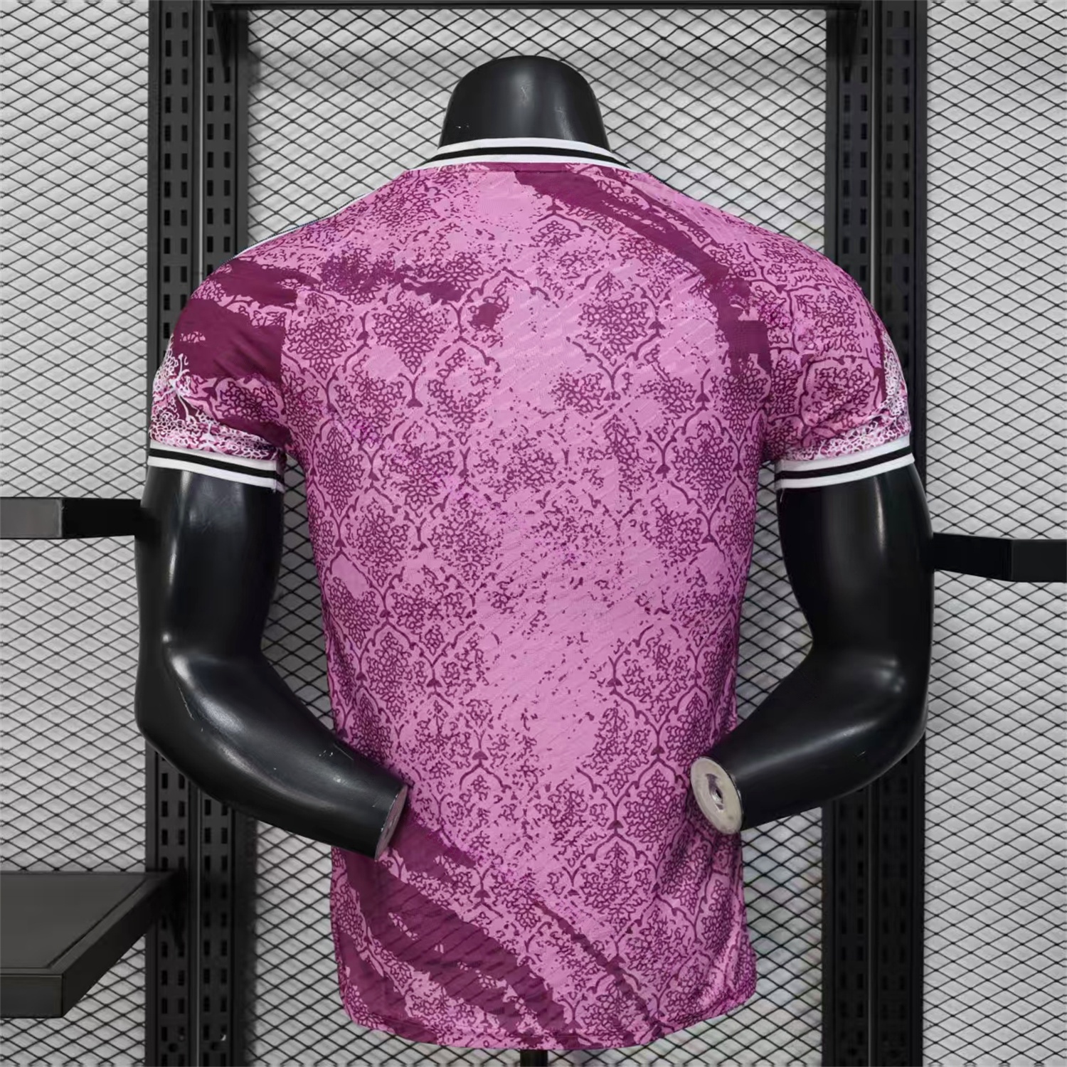 Real Madrid 25-26 Pink With Purple Texture Special Jersey - Player Version - Unitedfutballjersey