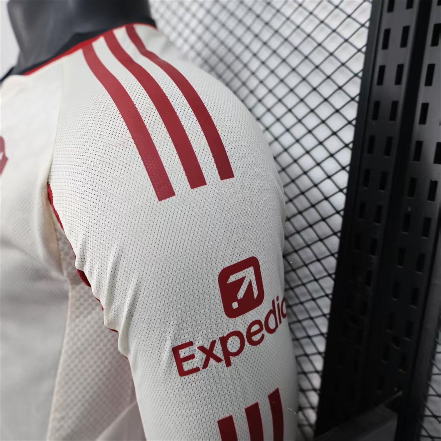 Liver.pool 25-26 Away Beige Long Sleeves Jersey - Player Version - Unitedfutballjersey