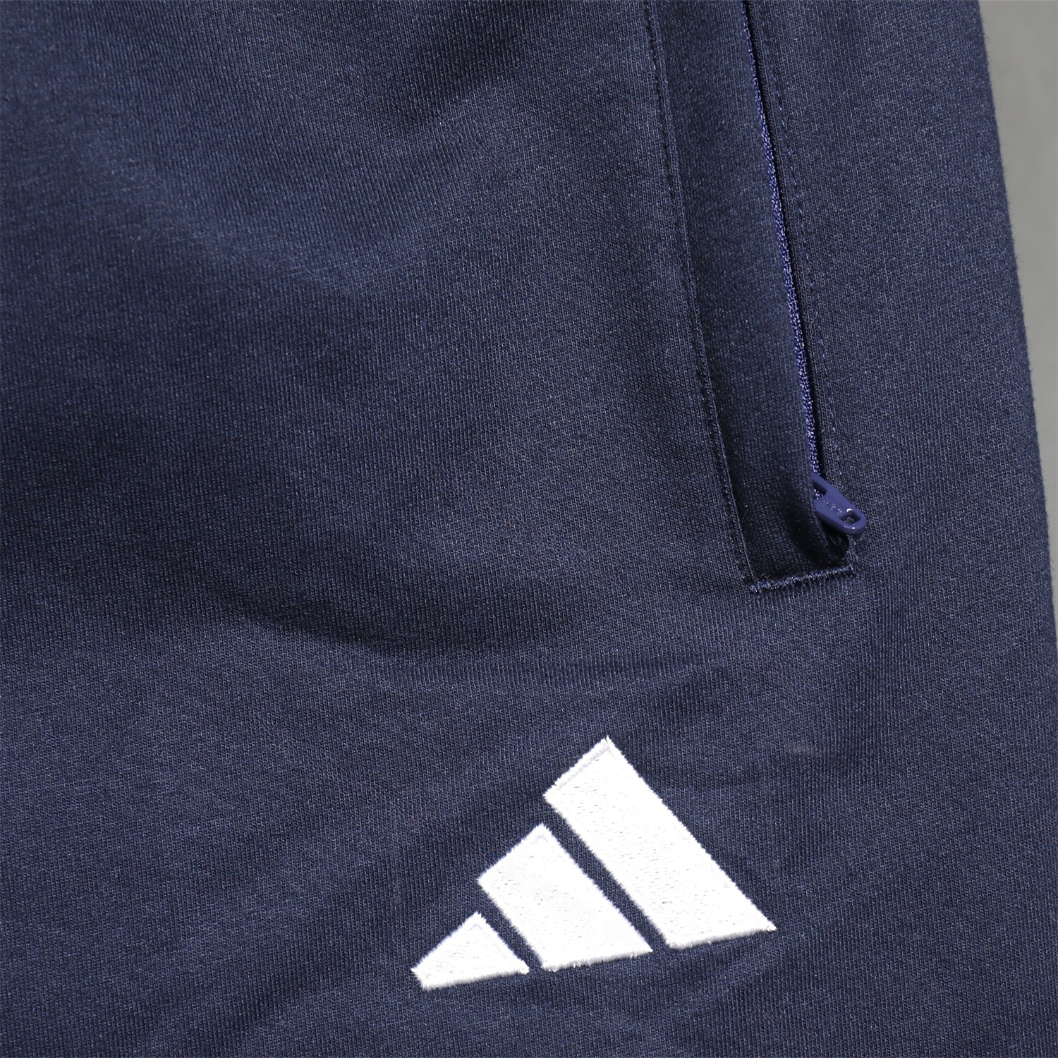 Real Madrid 25-26 Pure Color Training Hoodie Set - Deep Blue Hoodie and Deep Blue Pants - Unitedfutballjersey