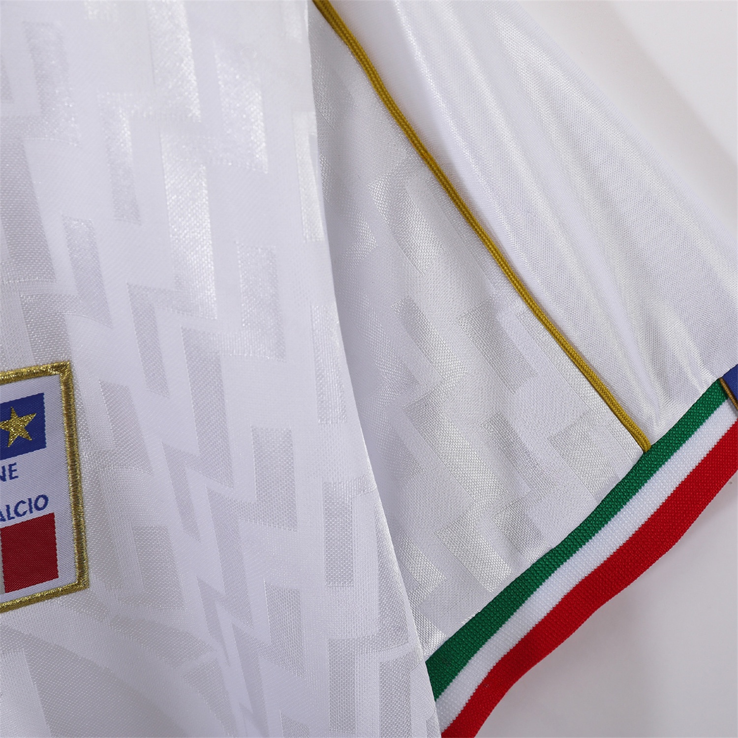 Retro Italy 1995 Away Jersey - Unitedfutballjersey