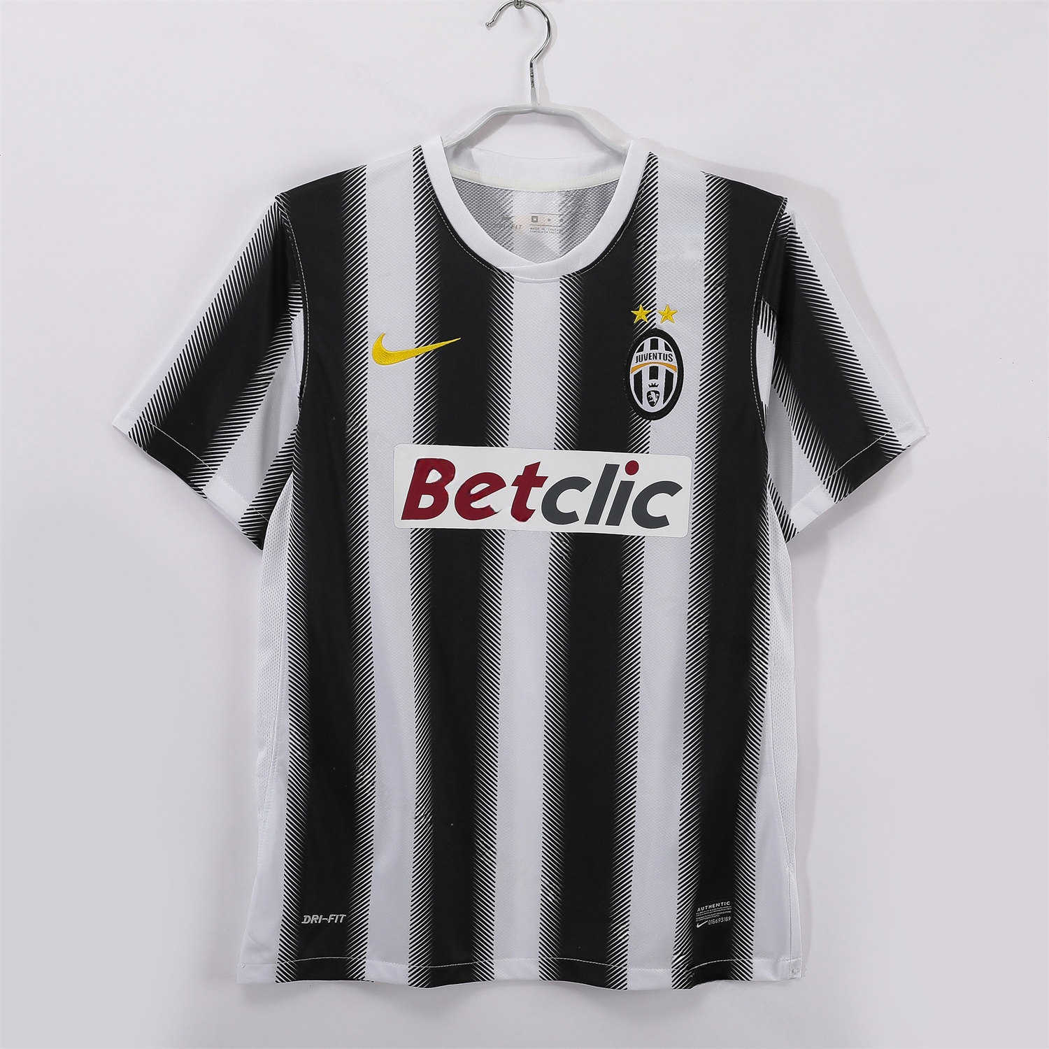Retro Juventus 2011-12 Home Jersey - Unitedfutballjersey