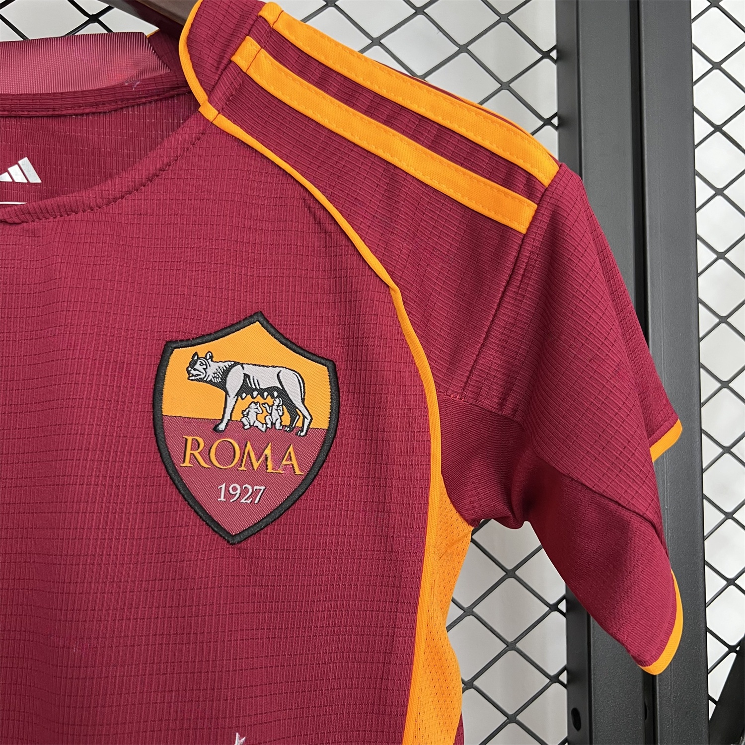 AS Roma 25-26 Home Unsponsored Kids Kit - Unitedfutballjersey