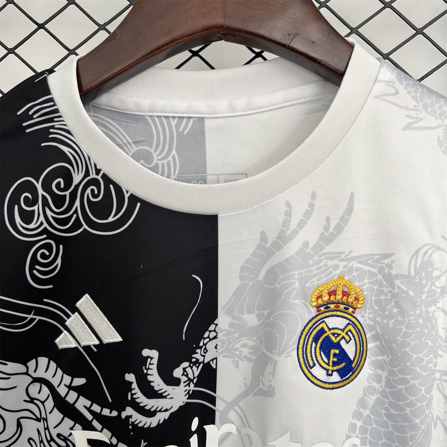 Real Madrid 25-26 Dragon White And Black Special Kids Kit - Unitedfutballjersey