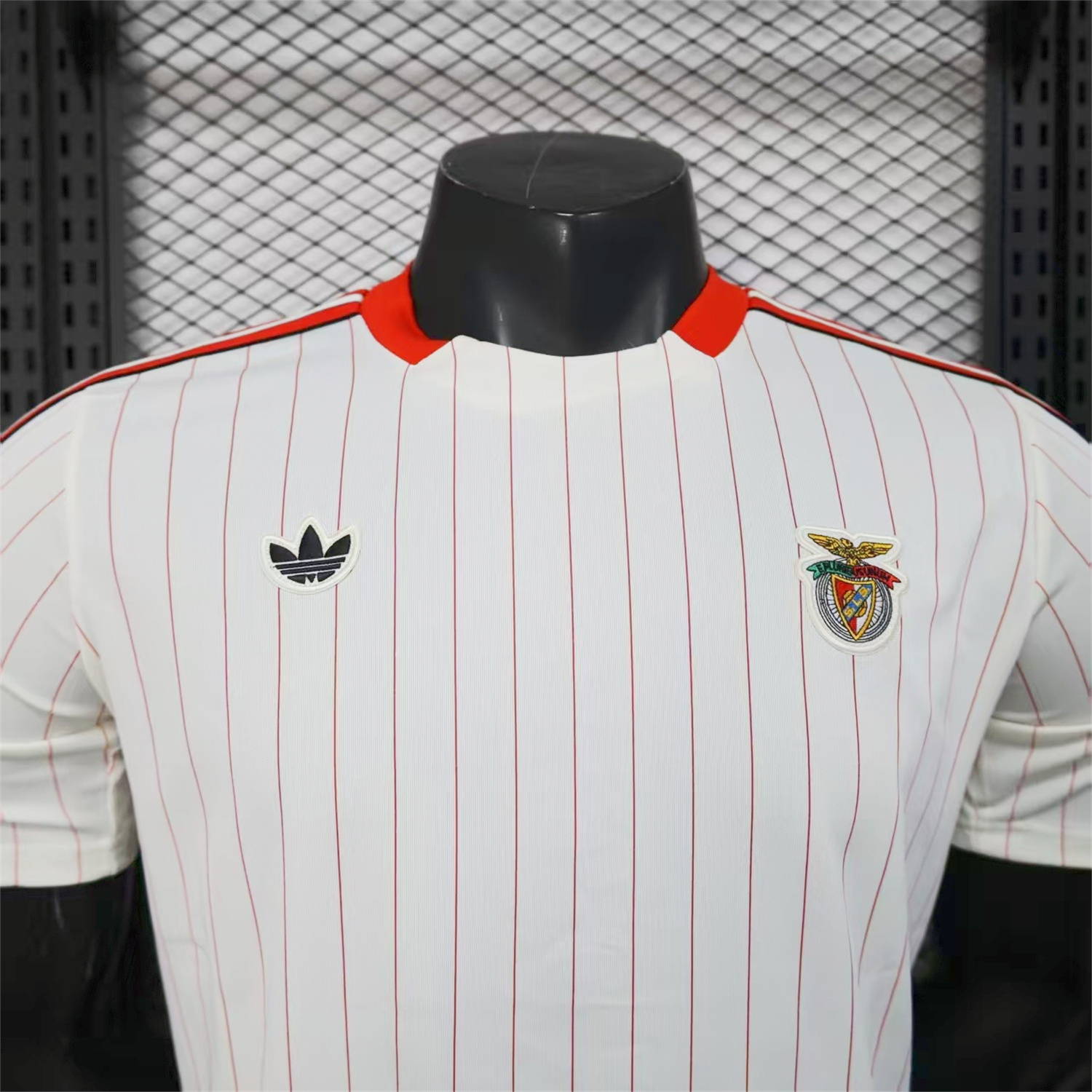 Benfica 25-26 Trefoil Red Lines White Travel Jersey - Player Version - Unitedfutballjersey