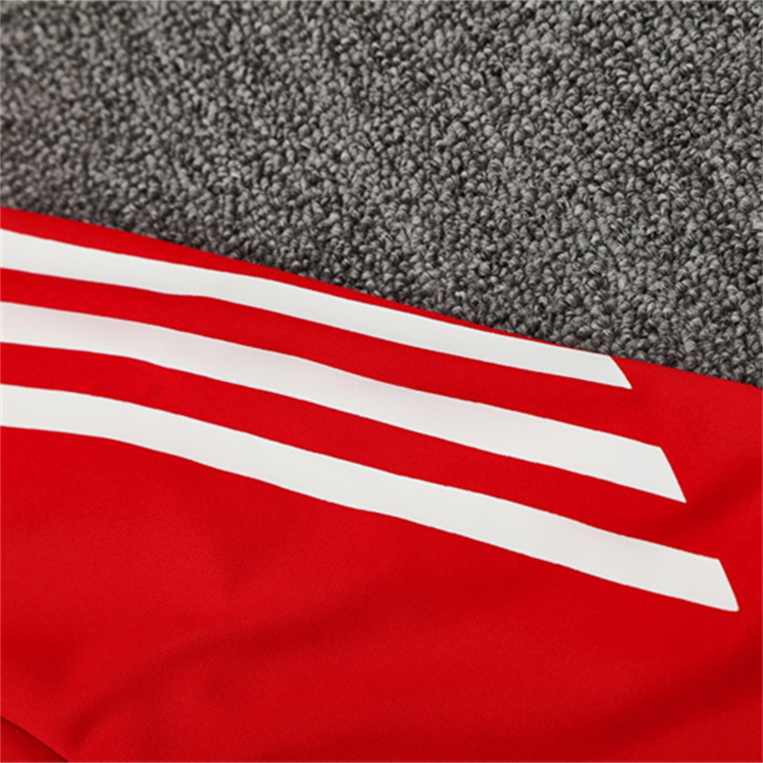 Liver.pool 25-26 Long Sleeve Training Set - Red Top & Black Pants - Unitedfutballjersey