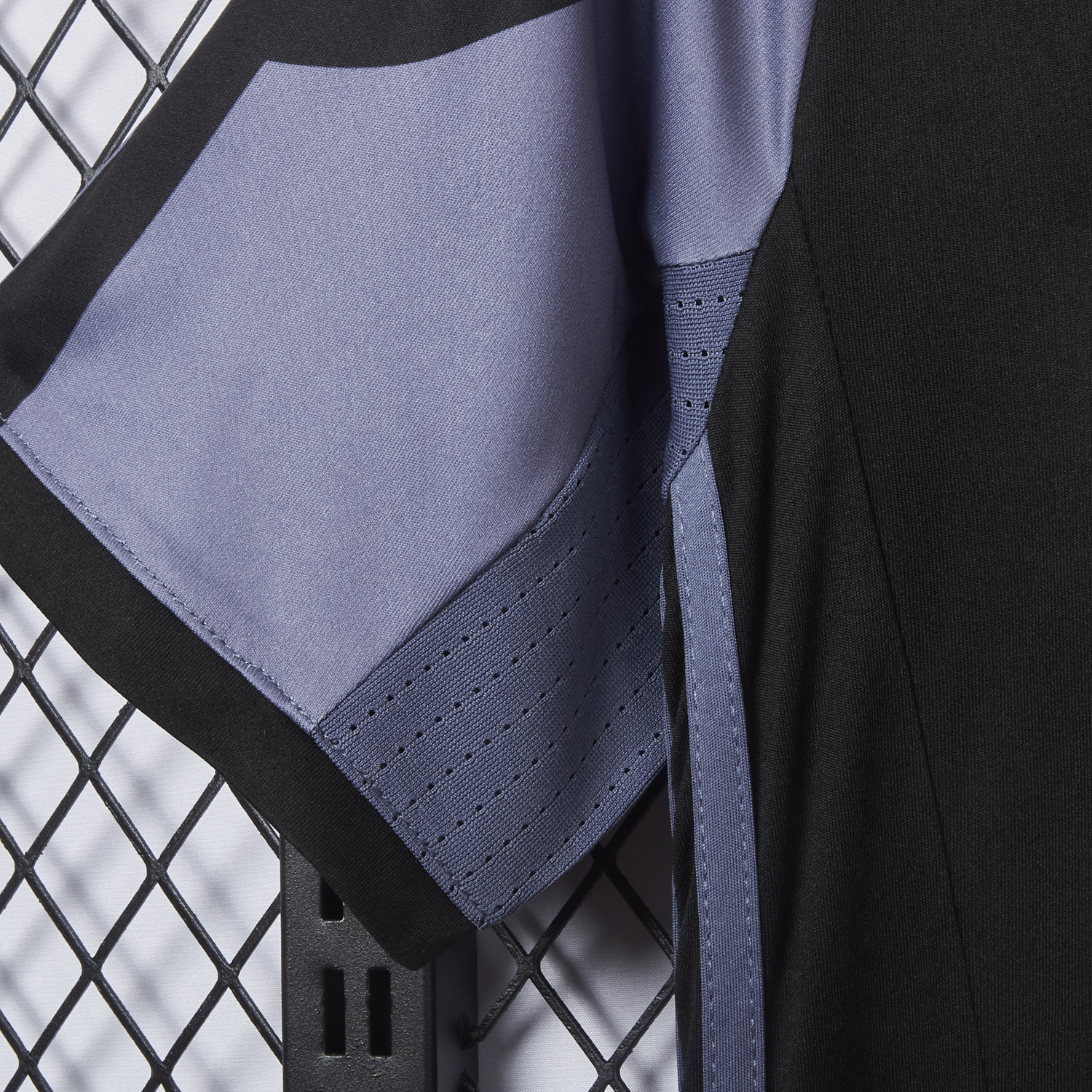 Retro Real Madrid 16-17 Third Jersey - Unitedfutballjersey