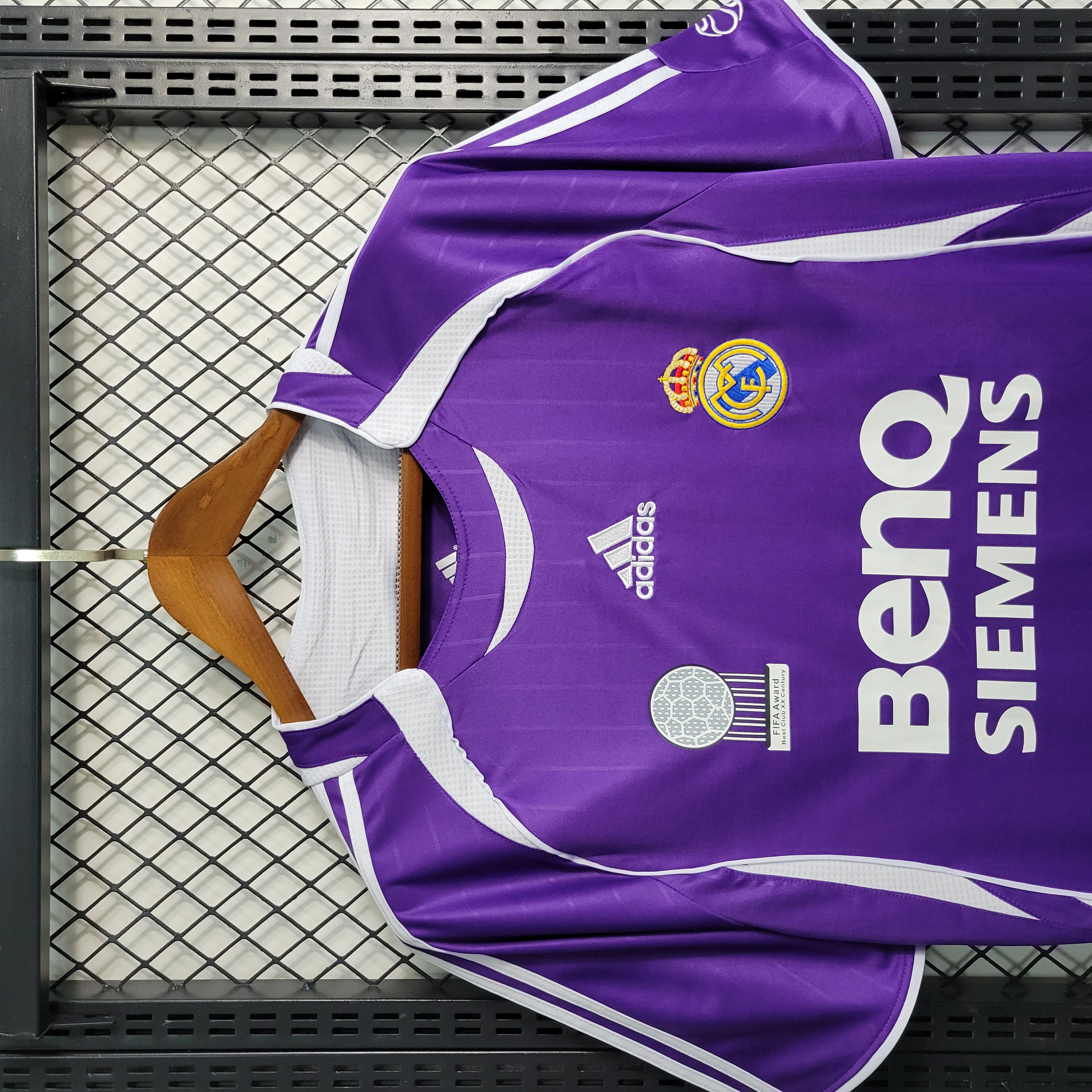 Retro Real Madrid 06-07 Third Jersey - Unitedfutballjersey