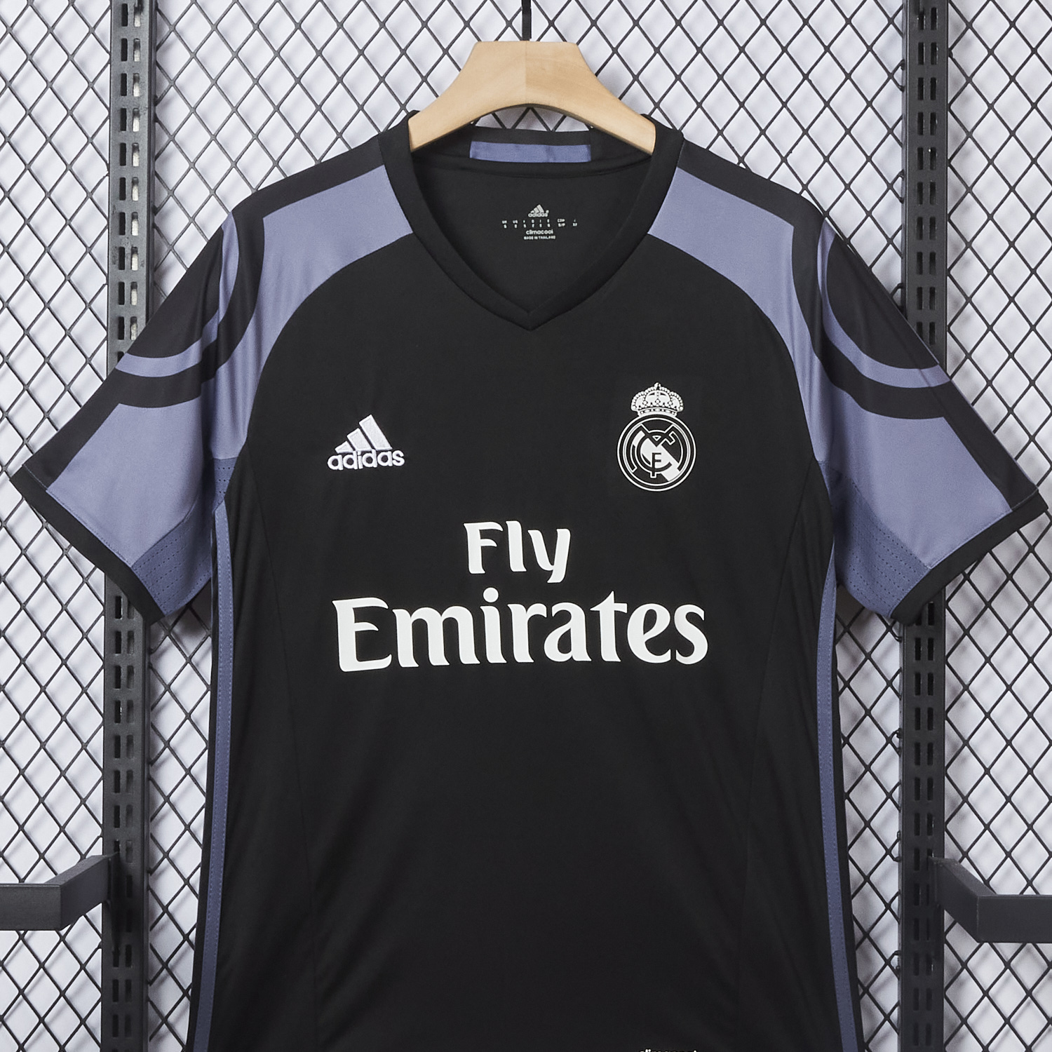Retro Real Madrid 16-17 Third Jersey - Unitedfutballjersey
