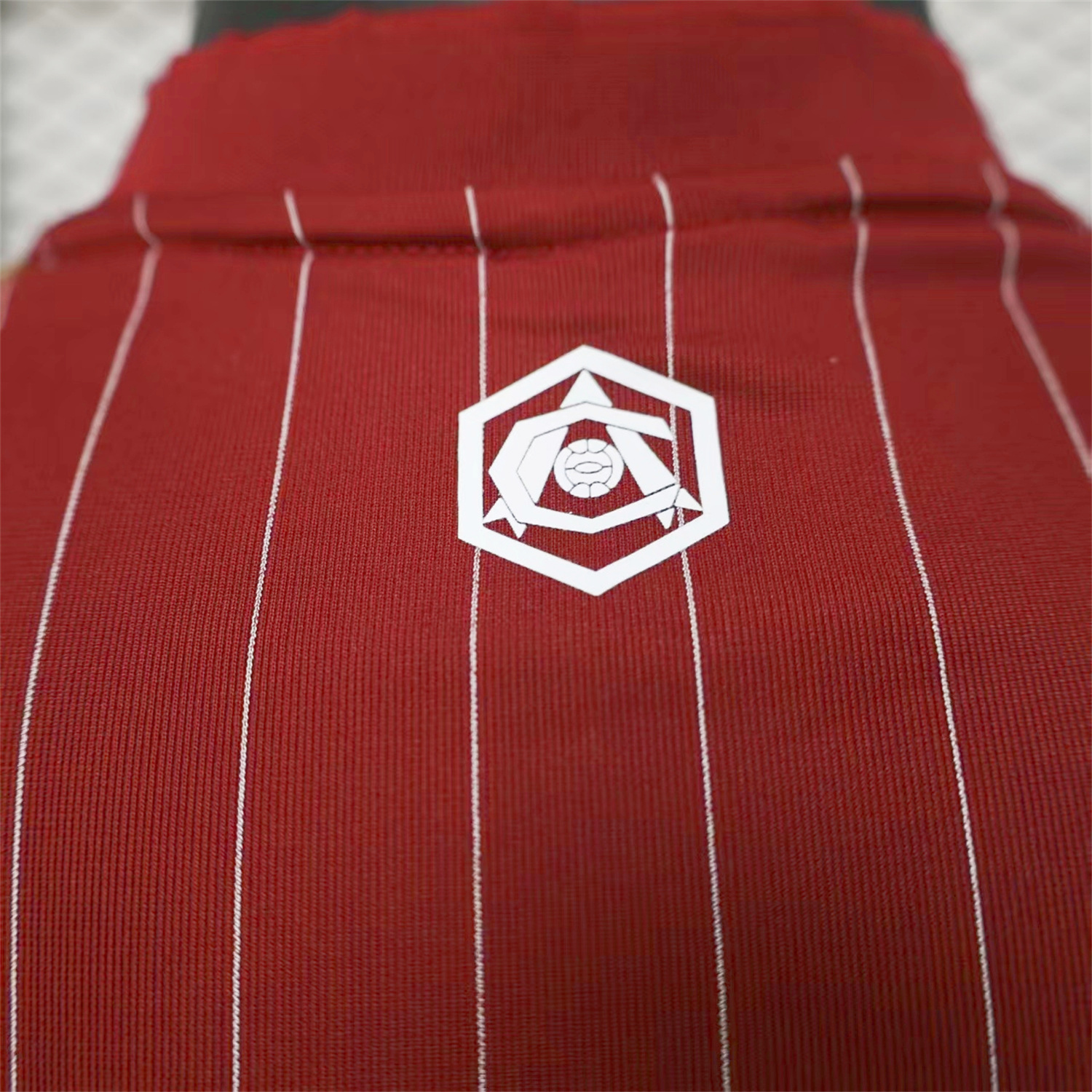 Arsenal 25-26 Trefoil White Lines Red Travel Jersey - Player Version - Unitedfutballjersey